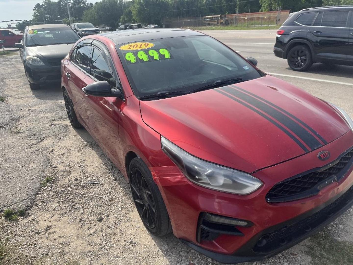 2019 MAROON KIA FORTE S (3KPF34AD3KE) with an 2.0L L4 DOHC 16V engine, AUTOMATIC transmission, located at 2303 West Mt. Houston, Houston, 77038, (281) 507-3956, 29.771597, -95.339569 - Photo#0