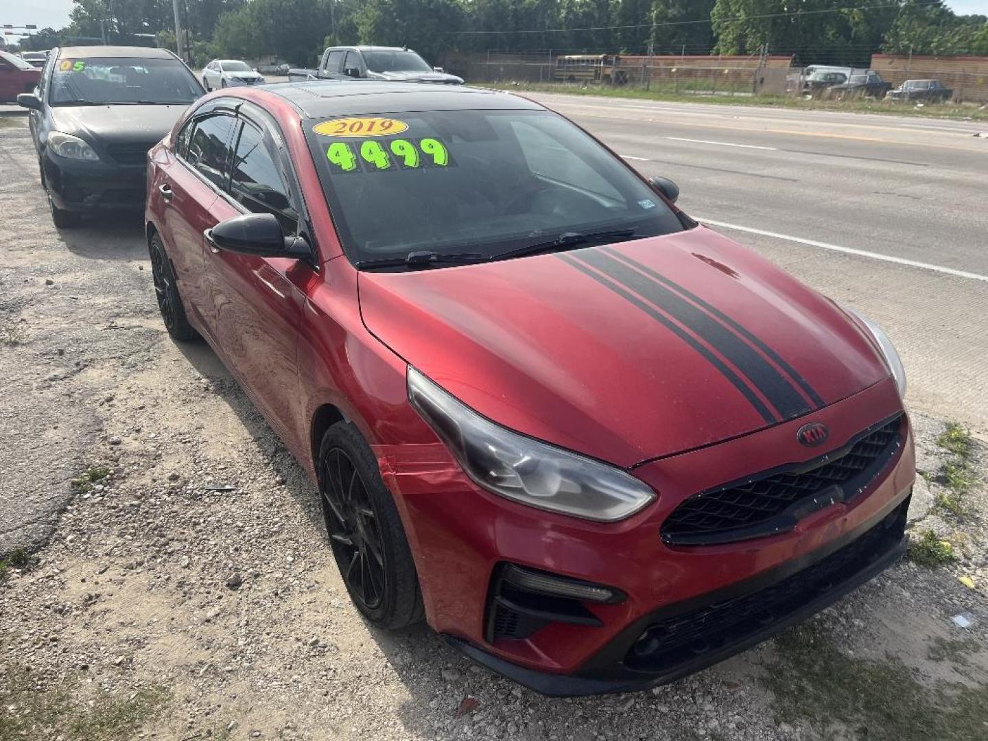 2019 MAROON KIA FORTE S (3KPF34AD3KE) with an 2.0L L4 DOHC 16V engine, AUTOMATIC transmission, located at 2303 West Mt. Houston, Houston, 77038, (281) 507-3956, 29.771597, -95.339569 - Photo#1