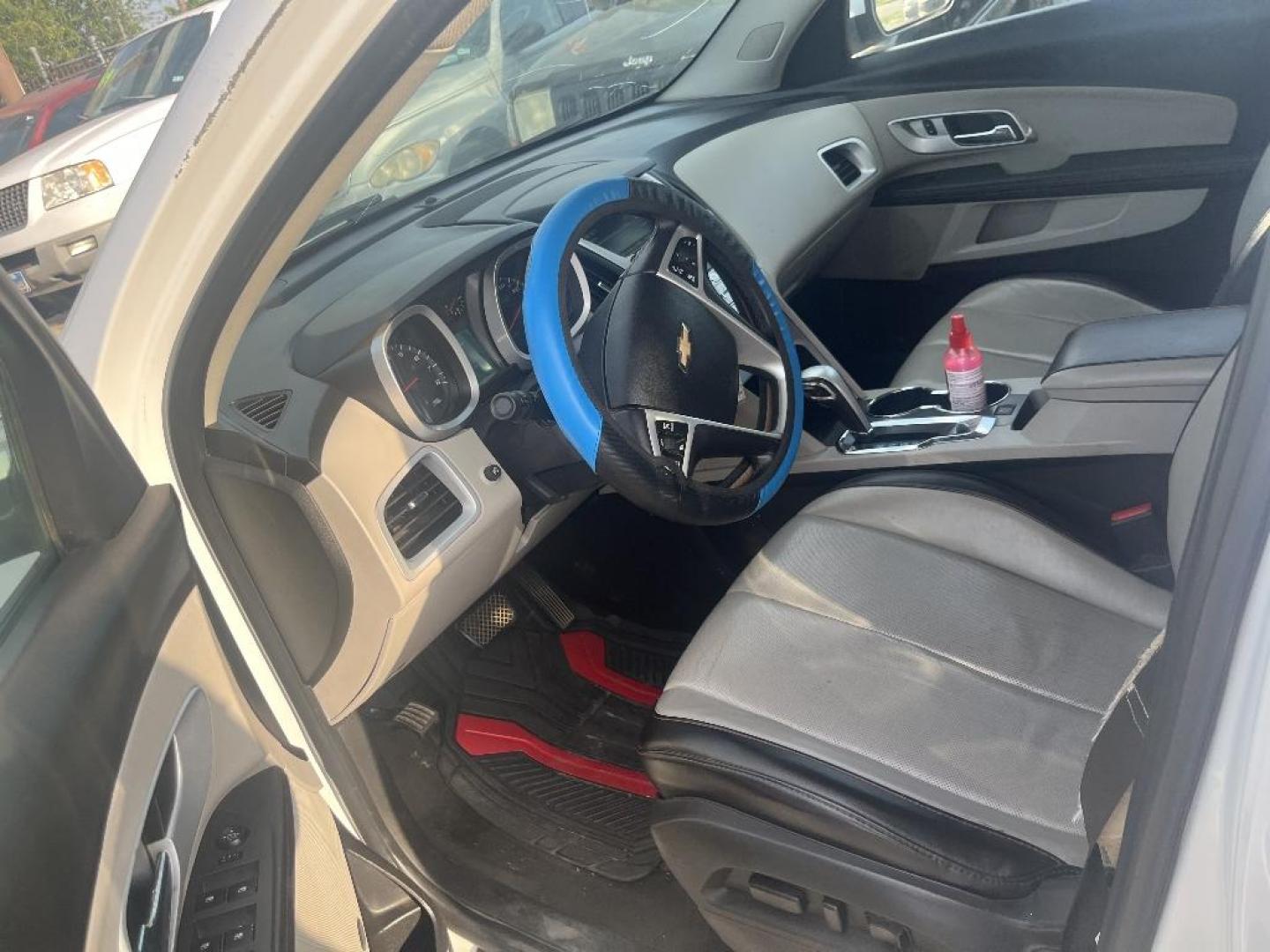 2013 WHITE CHEVROLET EQUINOX 2LT 2WD (2GNFLPE39D6) with an 3.6L V6 DOHC 24V engine, AUTOMATIC transmission, located at 2303 West Mt. Houston, Houston, 77038, (281) 507-3956, 29.771597, -95.339569 - Photo#3