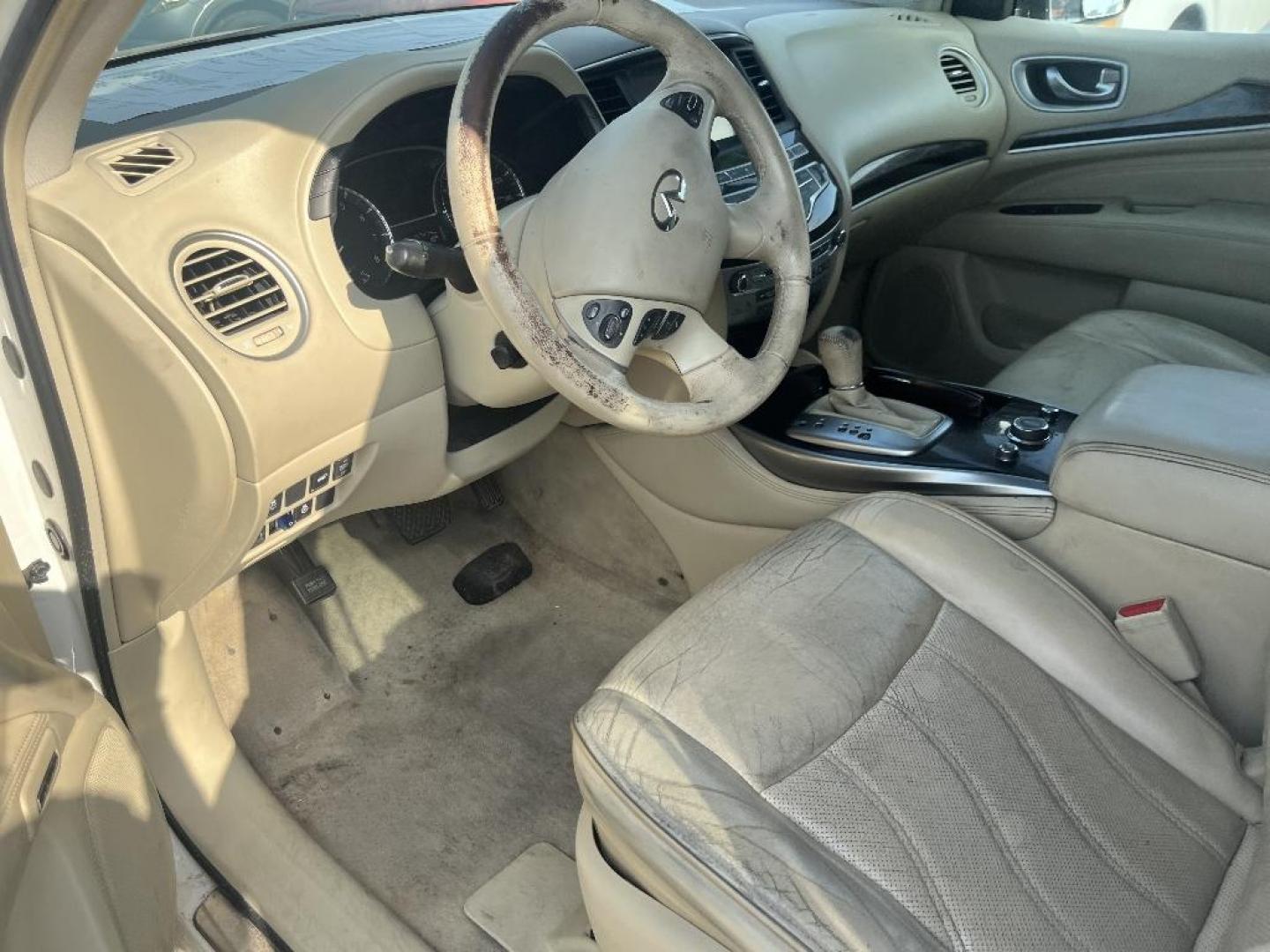 2014 WHITE INFINITI QX60 Base AWD (5N1AL0MM5EC) with an 3.5L V6 DOHC 24V engine, AUTOMATIC transmission, located at 2303 West Mt. Houston, Houston, 77038, (281) 507-3956, 29.771597, -95.339569 - Photo#4