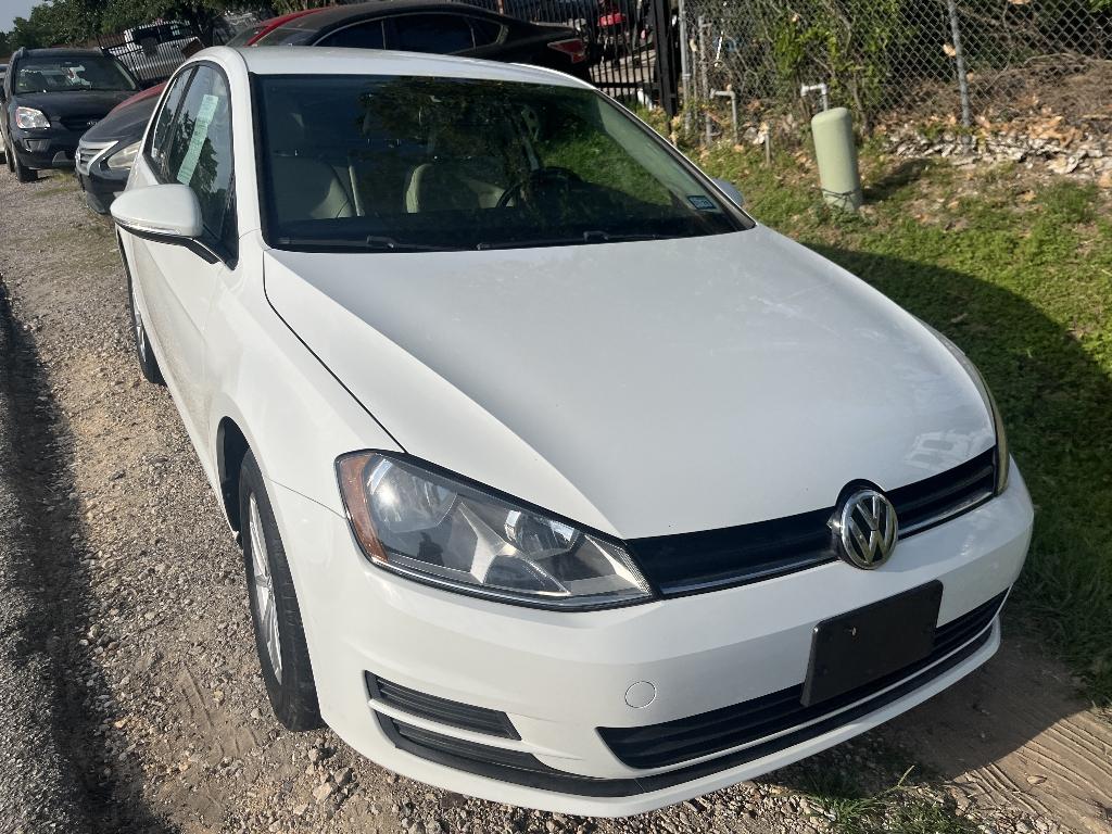 photo of 2015 VOLKSWAGEN GOLF TSI S 6A