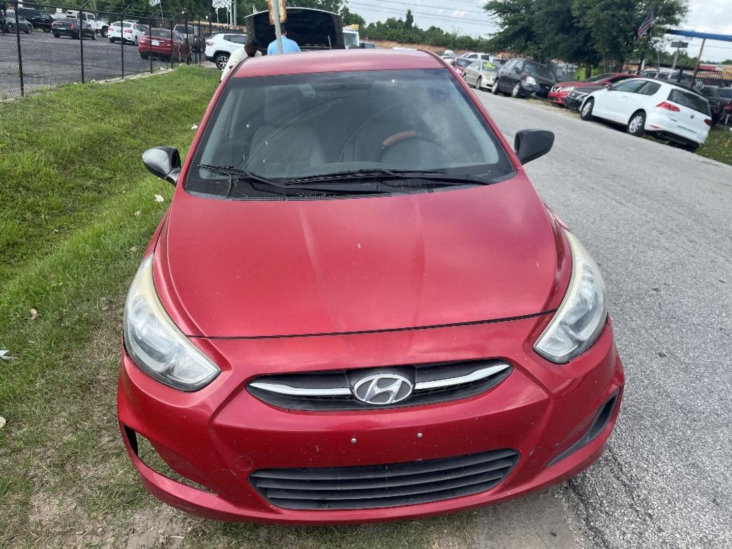 2015 RED HYUNDAI ACCENT GLS 4-Door 6A (KMHCT4AE1FU) with an 1.6L L4 DOHC 16V engine, AUTOMATIC transmission, located at 2303 West Mt. Houston, Houston, 77038, (281) 507-3956, 29.771597, -95.339569 - Photo#0