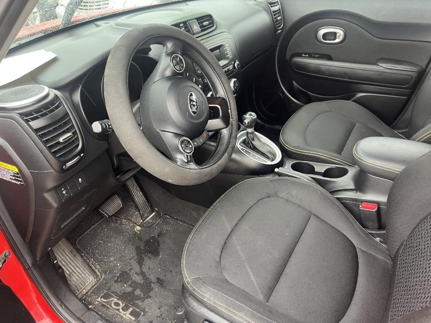 2015 RED KIA SOUL + (KNDJP3A54F7) with an 2.0L L4 DOHC 16V engine, AUTOMATIC transmission, located at 2303 West Mt. Houston, Houston, 77038, (281) 507-3956, 29.771597, -95.339569 - Photo#4