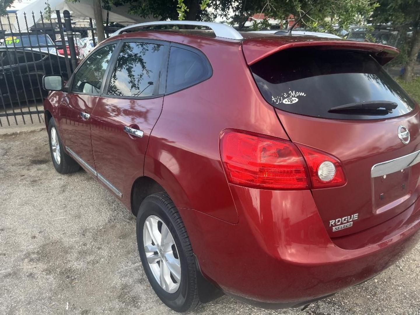 2015 RED NISSAN ROGUE SELECT S 2WD (JN8AS5MT1FW) with an 2.5L L4 DOHC 16V engine, AUTOMATIC transmission, located at 2303 West Mt. Houston, Houston, 77038, (281) 507-3956, 29.771597, -95.339569 - Photo#1