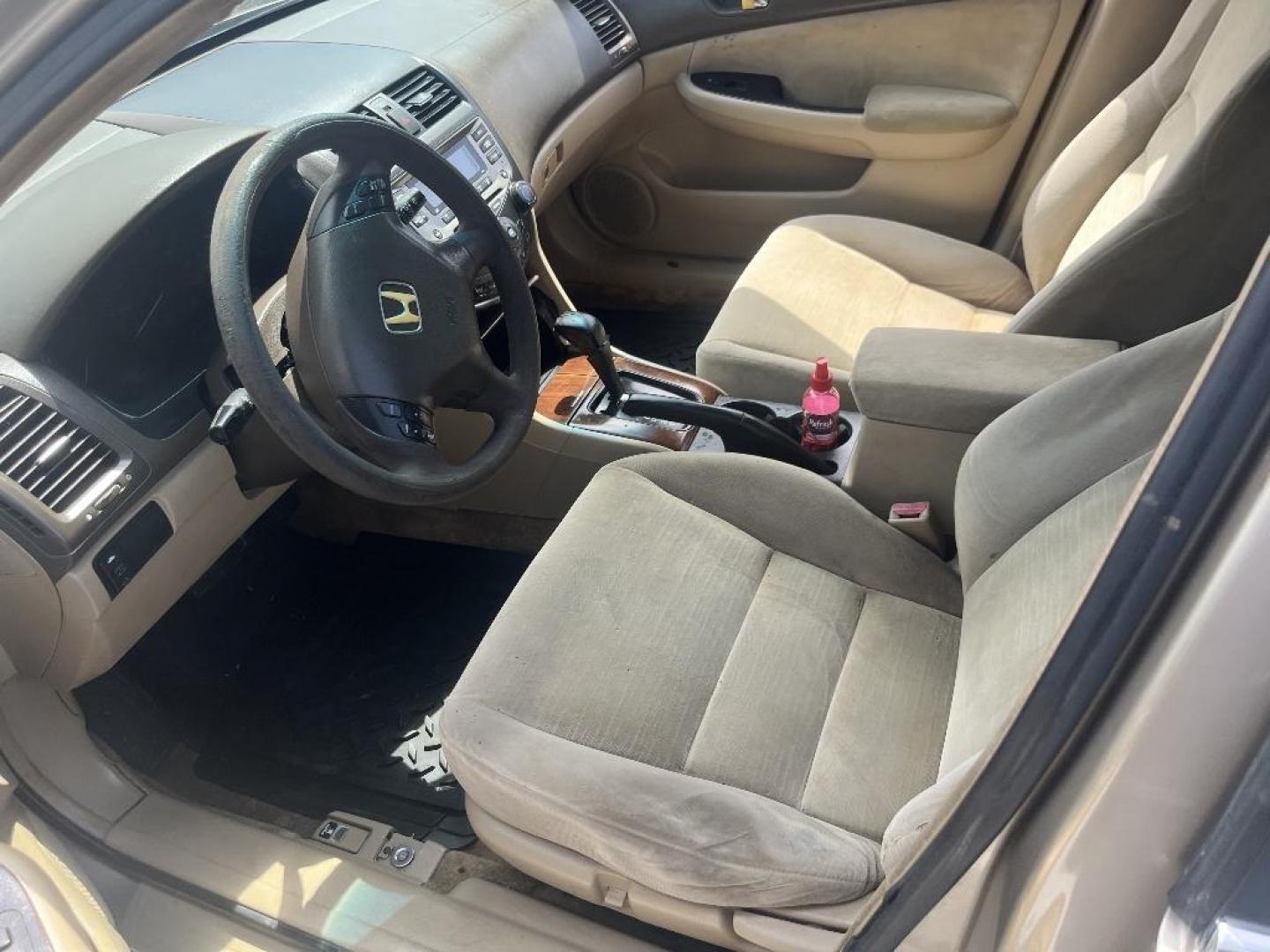 2006 BROWN HONDA ACCORD EX-L Sedan AT with Navigation and XM Radio (1HGCM56736A) with an 2.4L L4 DOHC 16V engine, AUTOMATIC transmission, located at 2303 West Mt. Houston, Houston, 77038, (281) 507-3956, 29.771597, -95.339569 - Photo#3