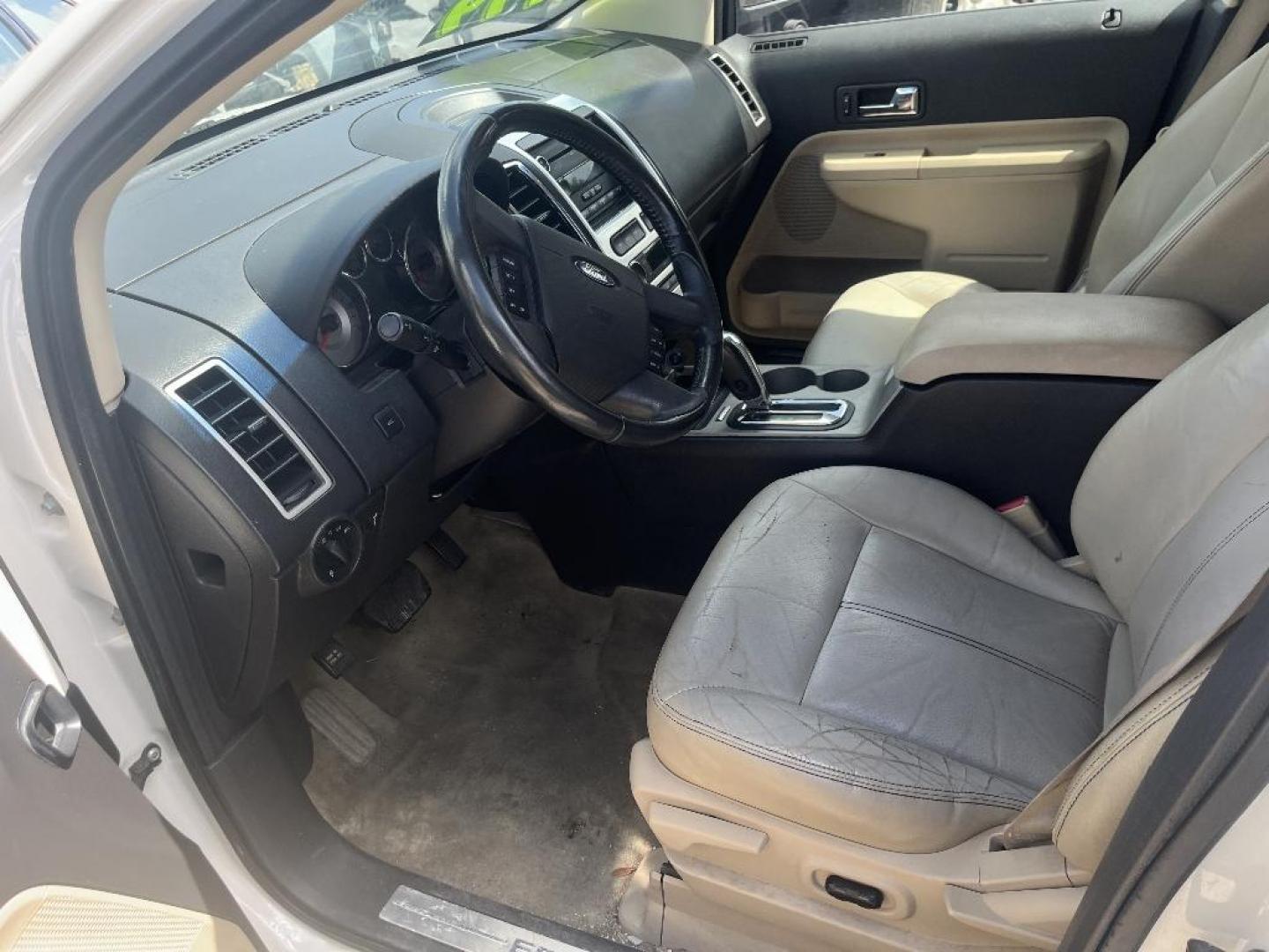 2008 WHITE FORD EDGE Limited FWD (2FMDK39C38B) with an 3.5L V6 DOHC 24V engine, AUTOMATIC transmission, located at 2303 West Mt. Houston, Houston, 77038, (281) 507-3956, 29.771597, -95.339569 - Photo#1