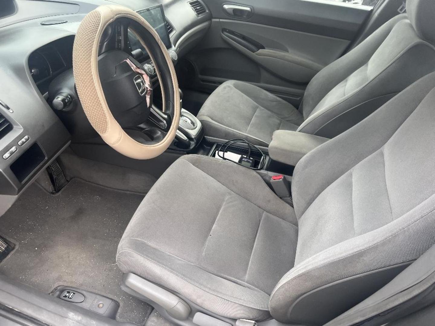 2007 BROWN HONDA CIVIC LX Sedan AT (2HGFA16527H) with an 1.8L L4 SOHC 16V engine, AUTOMATIC transmission, located at 2303 West Mt. Houston, Houston, 77038, (281) 507-3956, 29.771597, -95.339569 - Photo#1