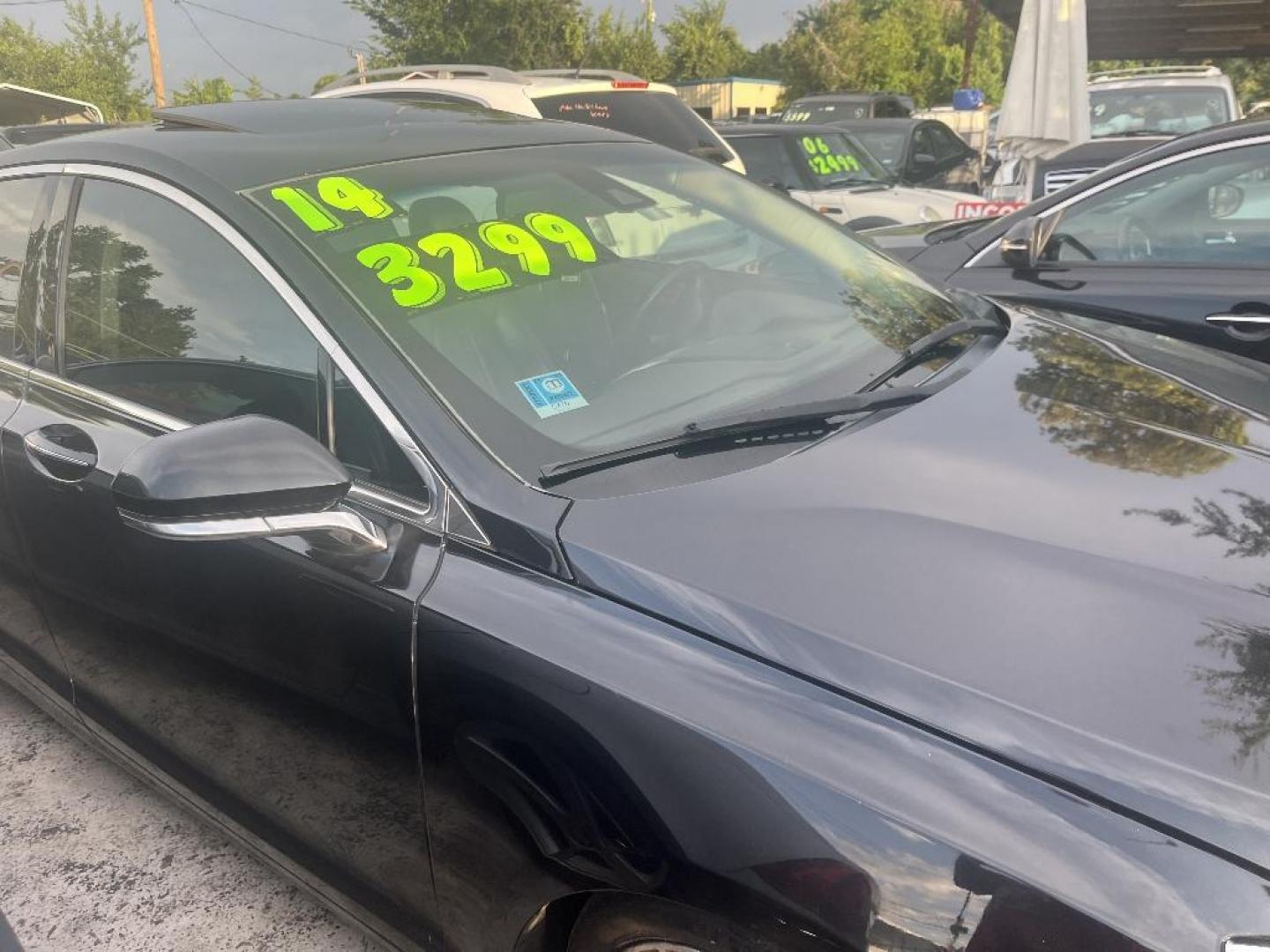 2014 GRAY LINCOLN MKZ FWD (3LN6L2GK1ER) with an 3.7L V6 DOHC 24V engine, AUTOMATIC transmission, located at 2303 West Mt. Houston, Houston, 77038, (281) 507-3956, 29.771597, -95.339569 - Photo#3