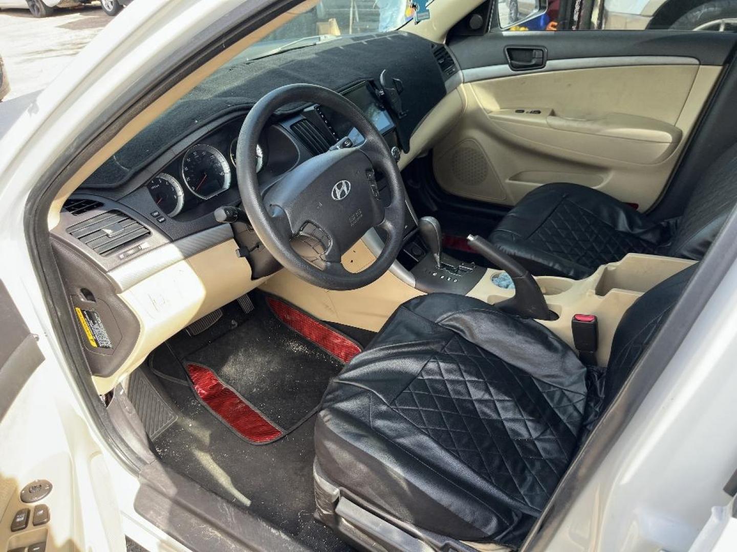2009 WHITE HYUNDAI SONATA GLS (5NPET46C49H) with an 2.4L L4 DOHC 16V engine, AUTOMATIC transmission, located at 2303 West Mt. Houston, Houston, 77038, (281) 507-3956, 29.771597, -95.339569 - Photo#2