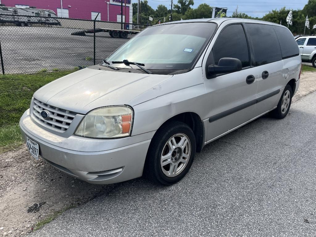 photo of 2004 FORD FREESTAR S