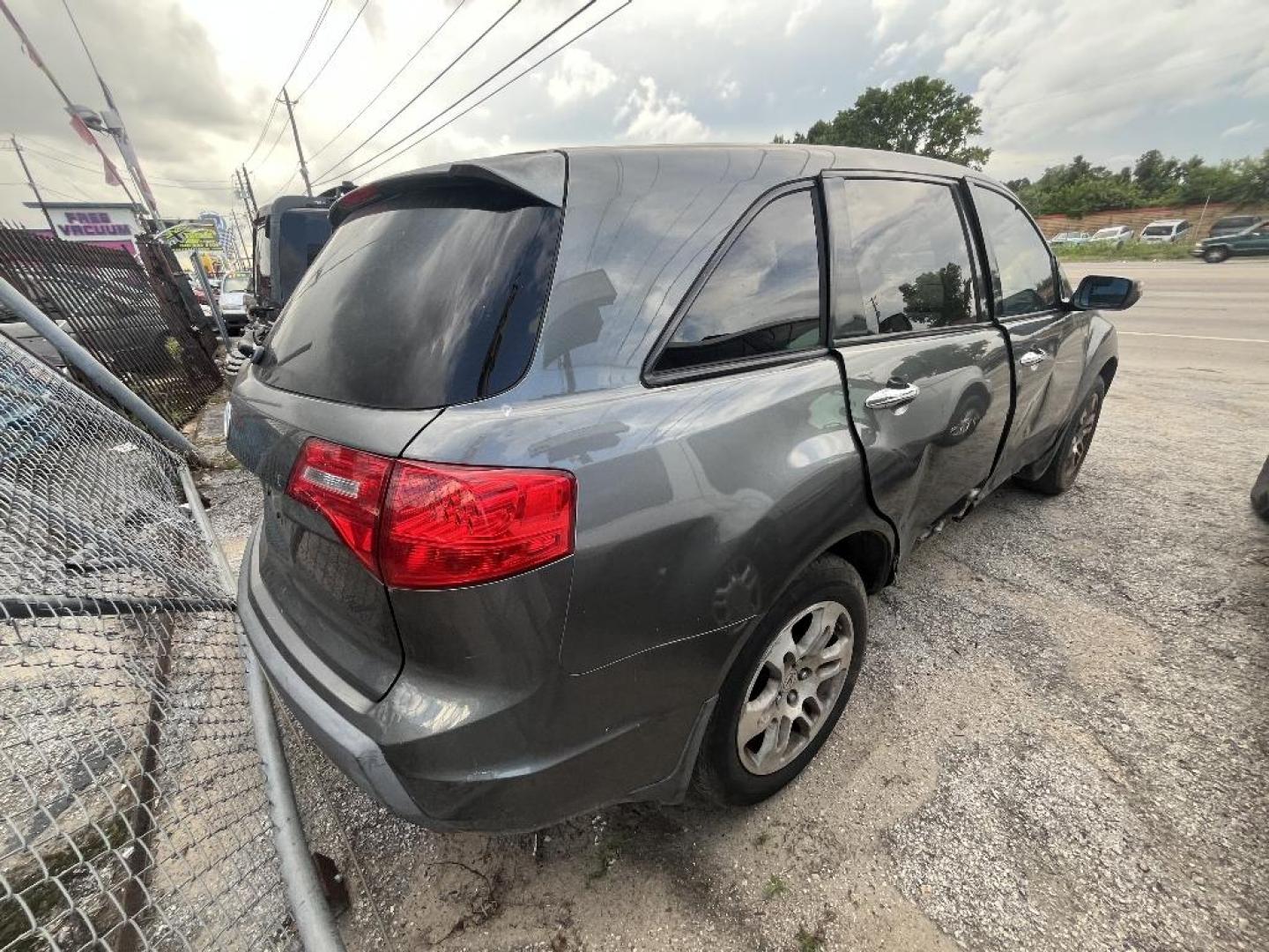 2007 GRAY ACURA MDX Base (2HNYD28247H) with an 3.7L V6 SOHC 24V engine, AUTOMATIC transmission, located at 2303 West Mt. Houston, Houston, 77038, (281) 507-3956, 29.771597, -95.339569 - Photo#3