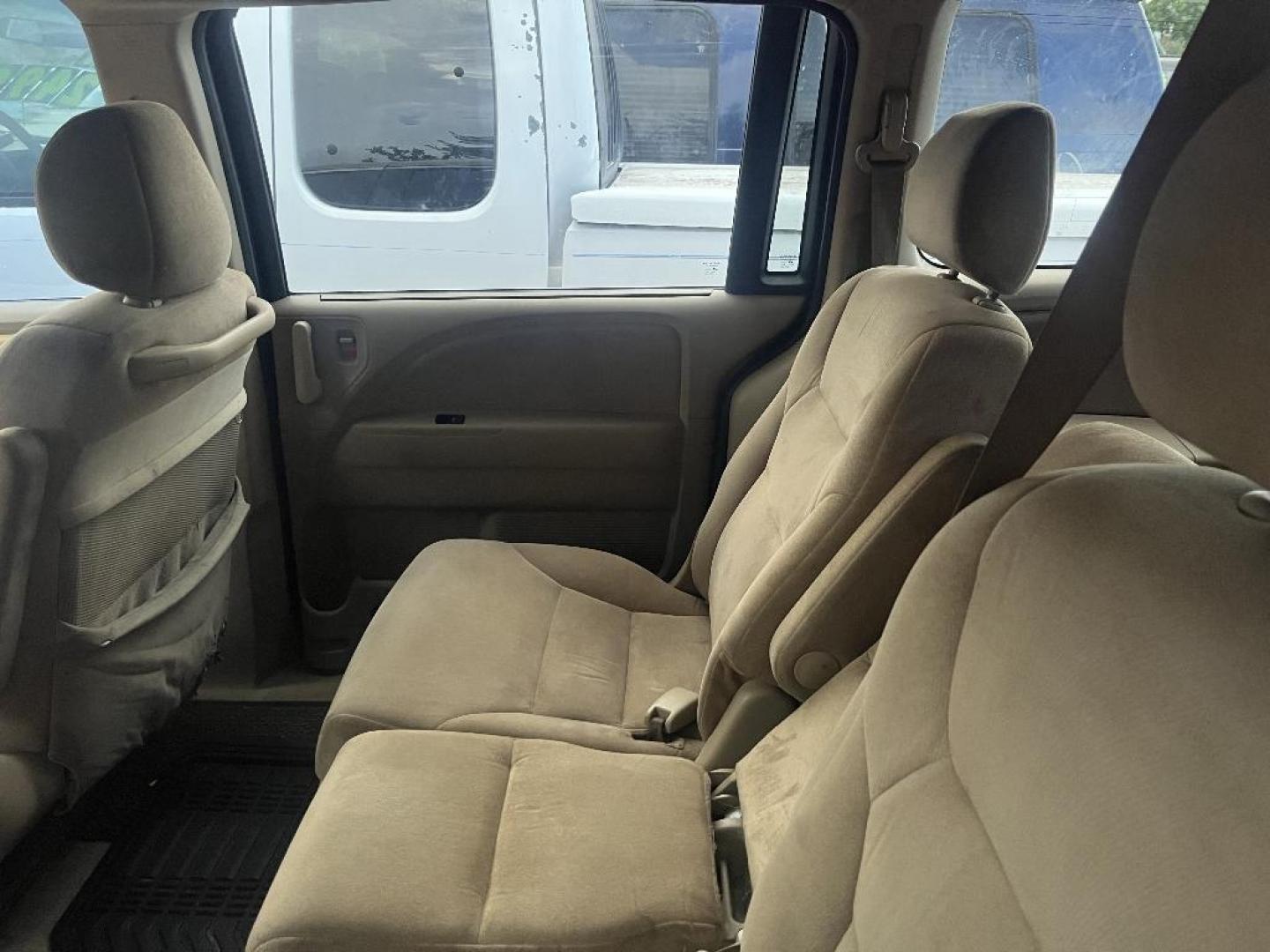 2007 BROWN HONDA ODYSSEY EX (5FNRL38417B) with an 3.5L V6 SOHC 24V engine, AUTOMATIC transmission, located at 2303 West Mt. Houston, Houston, 77038, (281) 507-3956, 29.771597, -95.339569 - Photo#5