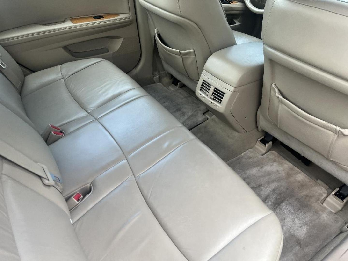 2007 BROWN TOYOTA AVALON Limited (4T1BK36B67U) with an 3.5L V6 DOHC 24V engine, AUTOMATIC transmission, located at 2303 West Mt. Houston, Houston, 77038, (281) 507-3956, 29.771597, -95.339569 - Photo#5
