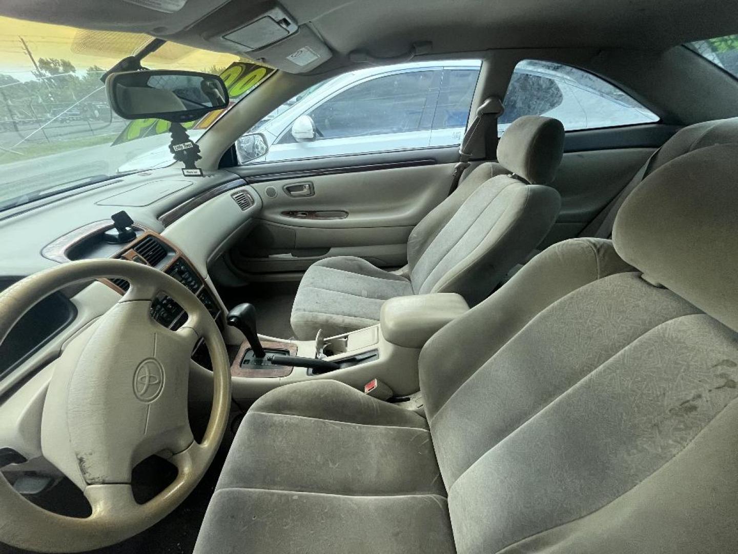 2000 BROWN TOYOTA CAMRY SOLARA SE (2T1CF22P2YC) with an 3.0L V6 DOHC 24V engine, AUTOMATIC transmission, located at 2303 West Mt. Houston, Houston, 77038, (281) 507-3956, 29.771597, -95.339569 - Photo#5