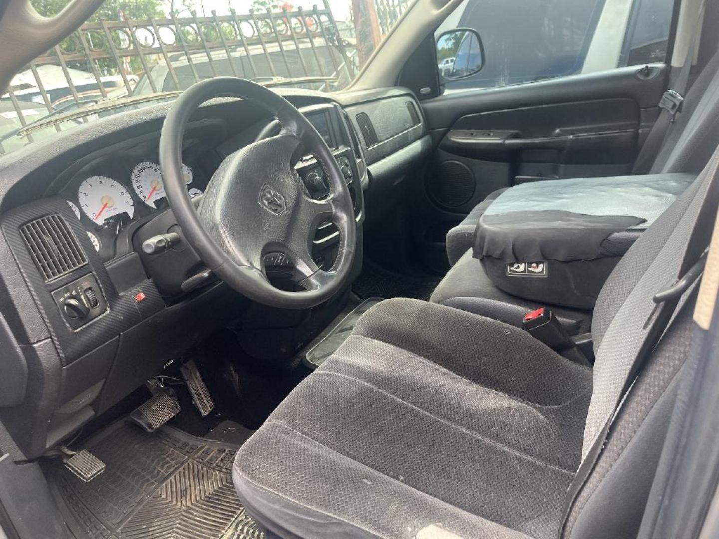 2002 BROWN DODGE RAM 1500 ST Quad Cab Short Bed 2WD (3D7HA18N92G) with an 4.7L V8 SOHC 16V engine, AUTOMATIC transmission, located at 2303 West Mt. Houston, Houston, 77038, (281) 507-3956, 29.771597, -95.339569 - Photo#2