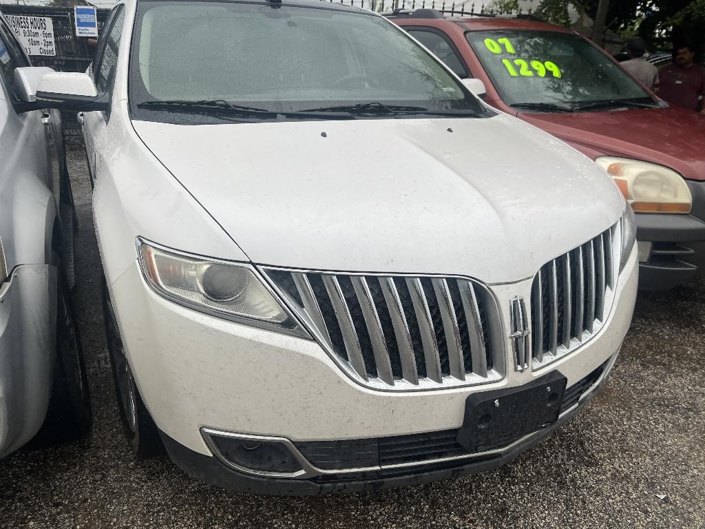 photo of 2013 LINCOLN MKX FWD