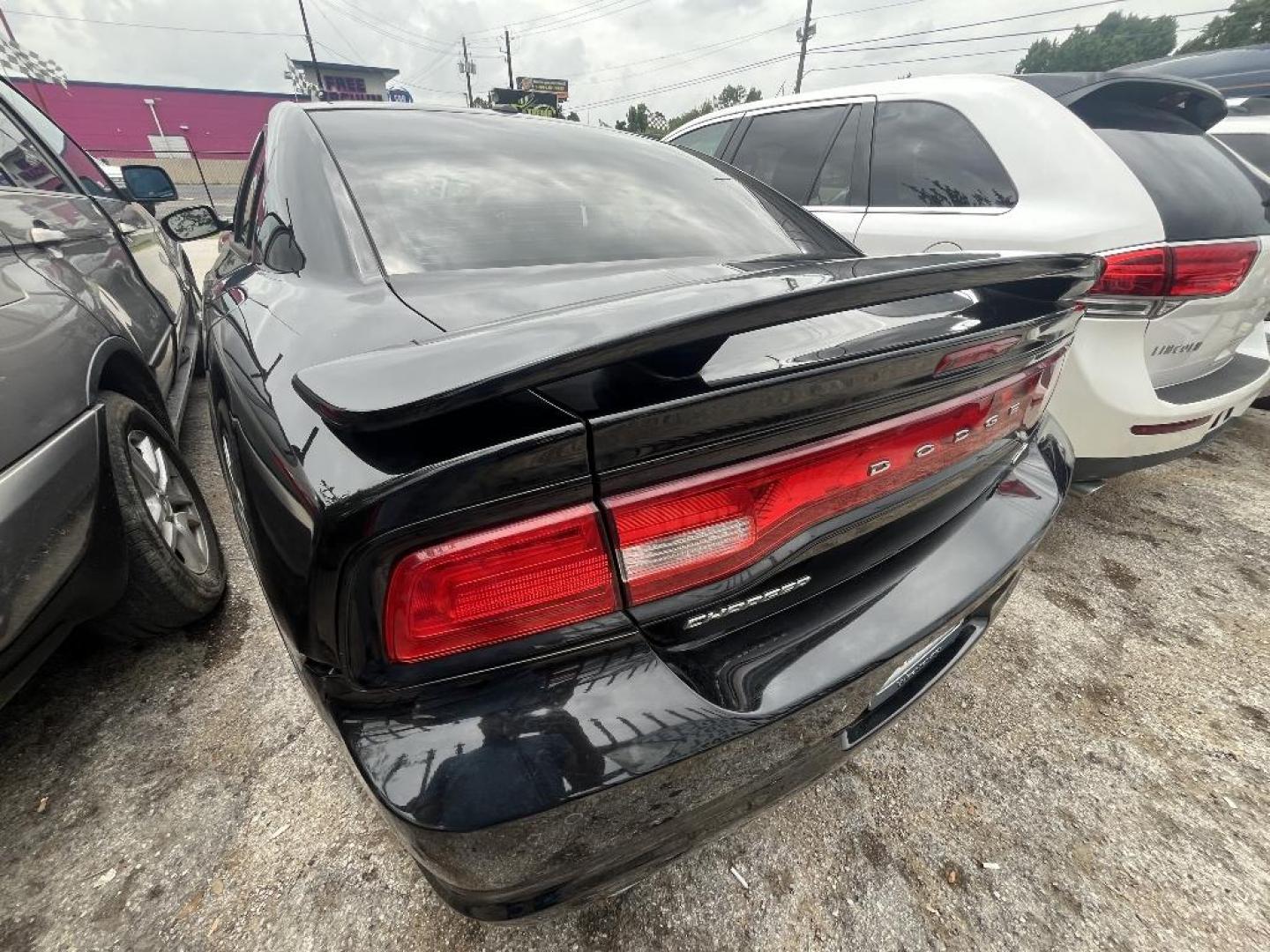 2012 BLUE DODGE CHARGER R/T (2C3CDXCT0CH) with an 5.7L V8 OHV 16V engine, AUTOMATIC transmission, located at 2303 West Mt. Houston, Houston, 77038, (281) 507-3956, 29.771597, -95.339569 - Photo#3