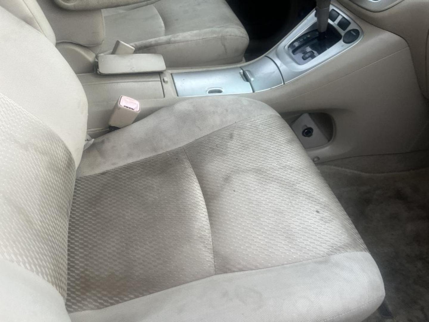 2007 GRAY TOYOTA HIGHLANDER 2WD (JTEGD21A070) with an 2.4L L4 DOHC 16V engine, AUTOMATIC transmission, located at 2303 West Mt. Houston, Houston, 77038, (281) 507-3956, 29.771597, -95.339569 - Photo#2