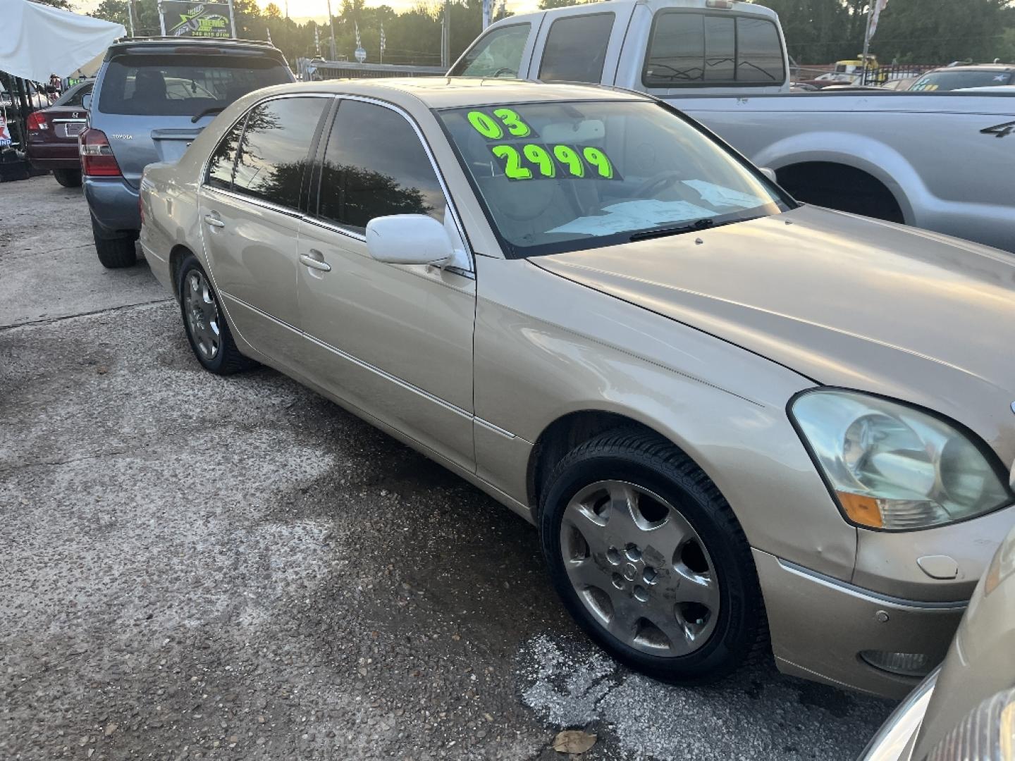 2003 GOLD LEXUS LS 430 Sedan (JTHBN30F430) with an 4.3L V8 DOHC 32V engine, AUTOMATIC transmission, located at 2303 West Mt. Houston, Houston, 77038, (281) 507-3956, 29.771597, -95.339569- Photo#2