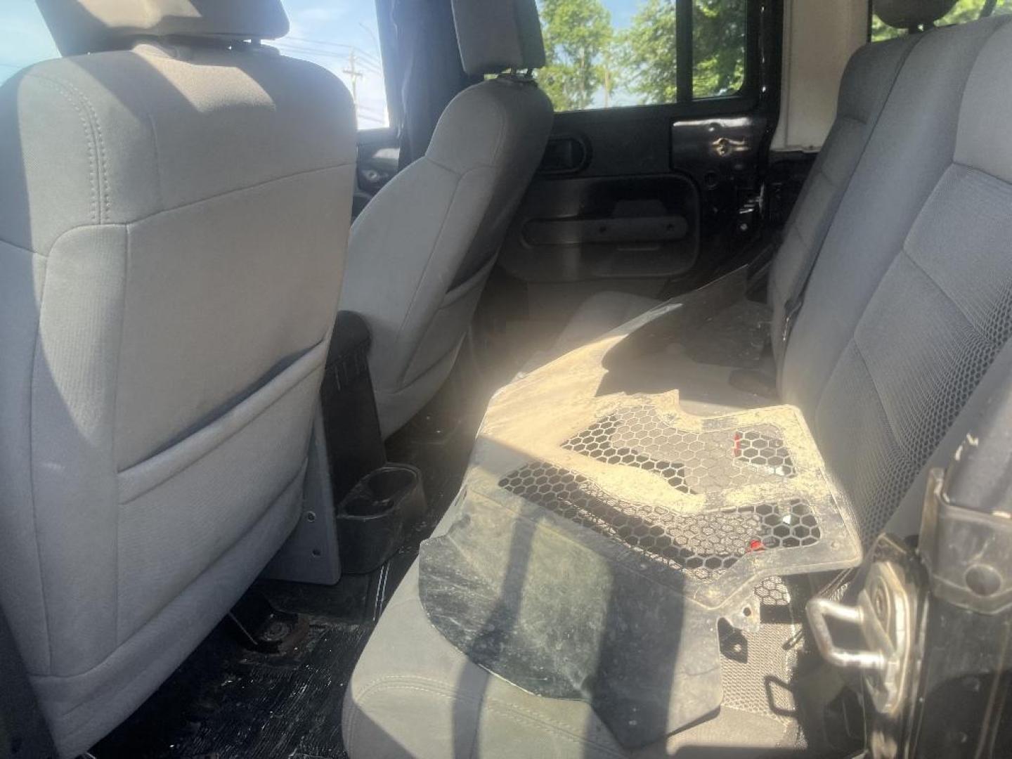 2008 BLACK JEEP WRANGLER Unlimited Sahara 4WD (1J8GA59118L) with an 3.8L V6 OHV 12V engine, AUTOMATIC transmission, located at 2303 West Mt. Houston, Houston, 77038, (281) 507-3956, 29.771597, -95.339569 - Photo#5