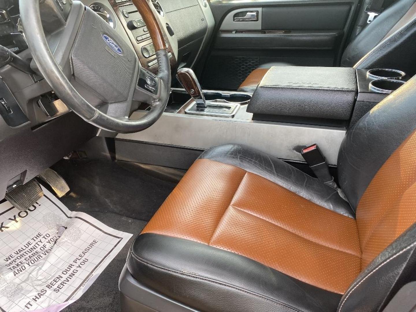 2007 BLACK FORD EXPEDITION EL Limited 2WD (1FMFK19587L) with an 5.4L V8 SOHC 16V engine, AUTOMATIC transmission, located at 2303 West Mt. Houston, Houston, 77038, (281) 507-3956, 29.771597, -95.339569 - Photo#1