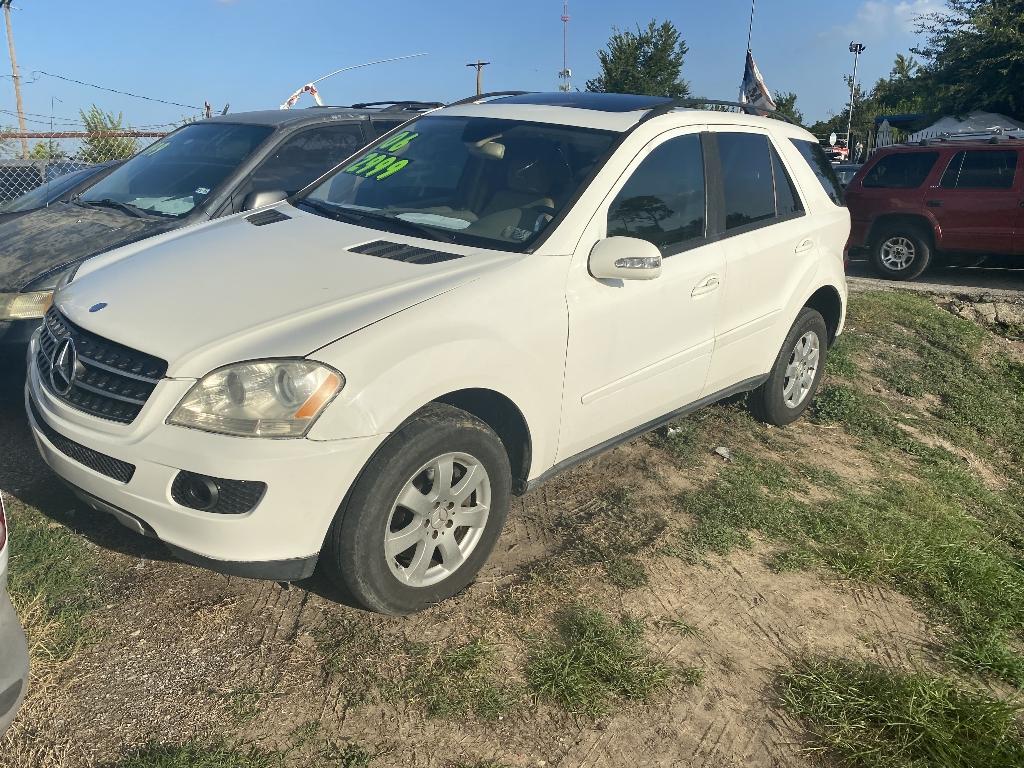 photo of 2006 MERCEDES-BENZ M-CLASS ML350
