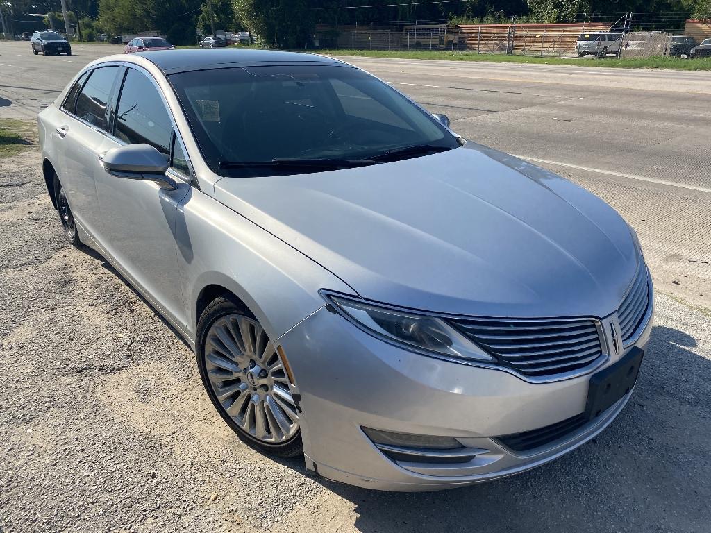 photo of 2016 LINCOLN MKZ FWD