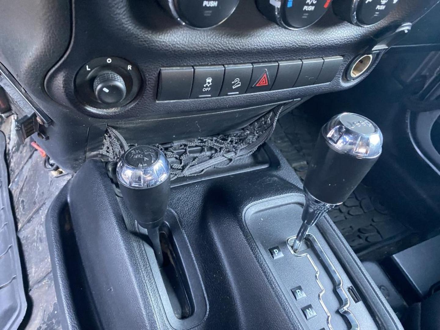 2014 BLACK JEEP WRANGLER Unlimited Sport 4WD (1C4HJWDGXEL) with an 3.6L V6 DOHC 24V FFV engine, AUTOMATIC transmission, located at 2303 West Mt. Houston, Houston, 77038, (281) 507-3956, 29.771597, -95.339569 - Photo#4