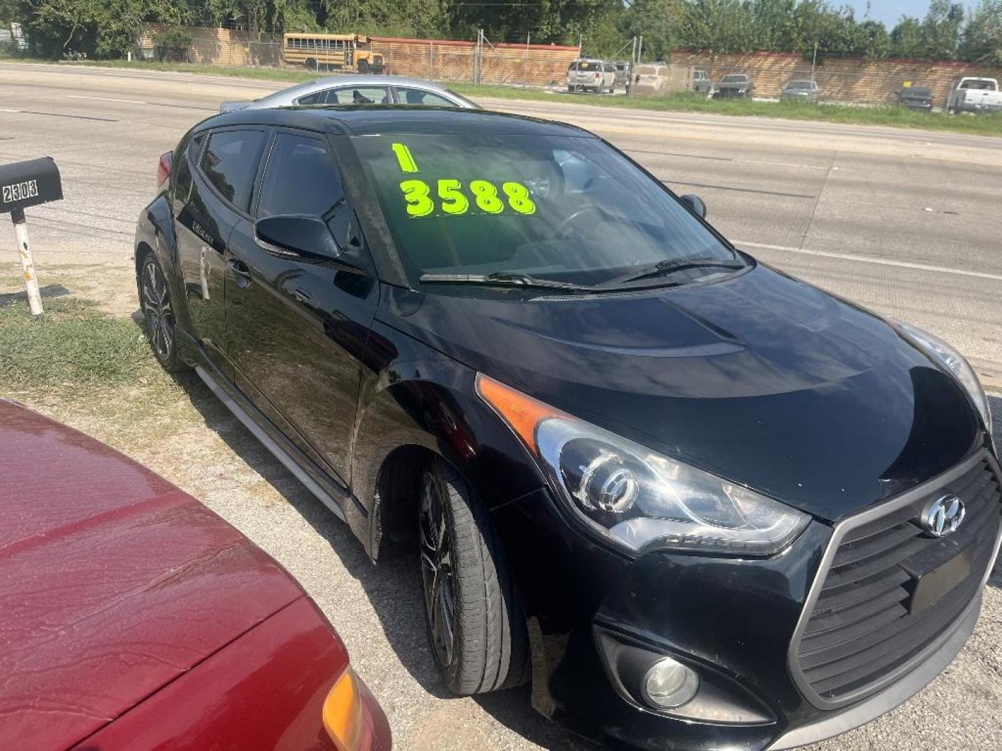 2016 BROWN HYUNDAI VELOSTER Turbo 6MT (KMHTC6AE0GU) with an 1.6L L4 DOHC 16V TURBO engine, AUTOMATIC transmission, located at 2303 West Mt. Houston, Houston, 77038, (281) 507-3956, 29.771597, -95.339569 - Photo#0