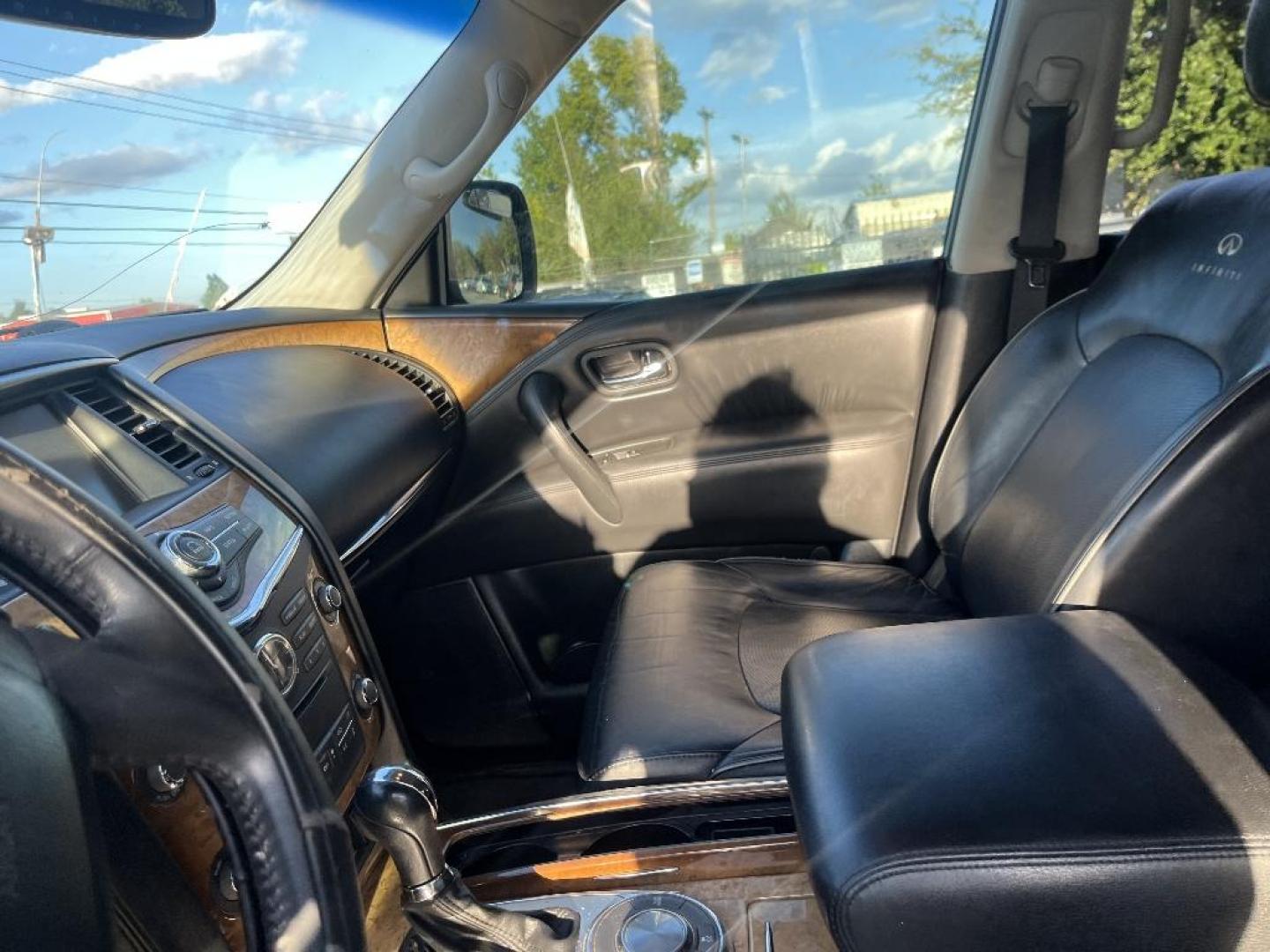 2014 BLACK INFINITI QX80 2WD (JN8AZ2NF5E9) with an 5.6L V8 DOHC 32V engine, AUTOMATIC transmission, located at 2303 West Mt. Houston, Houston, 77038, (281) 507-3956, 29.771597, -95.339569 - Photo#3