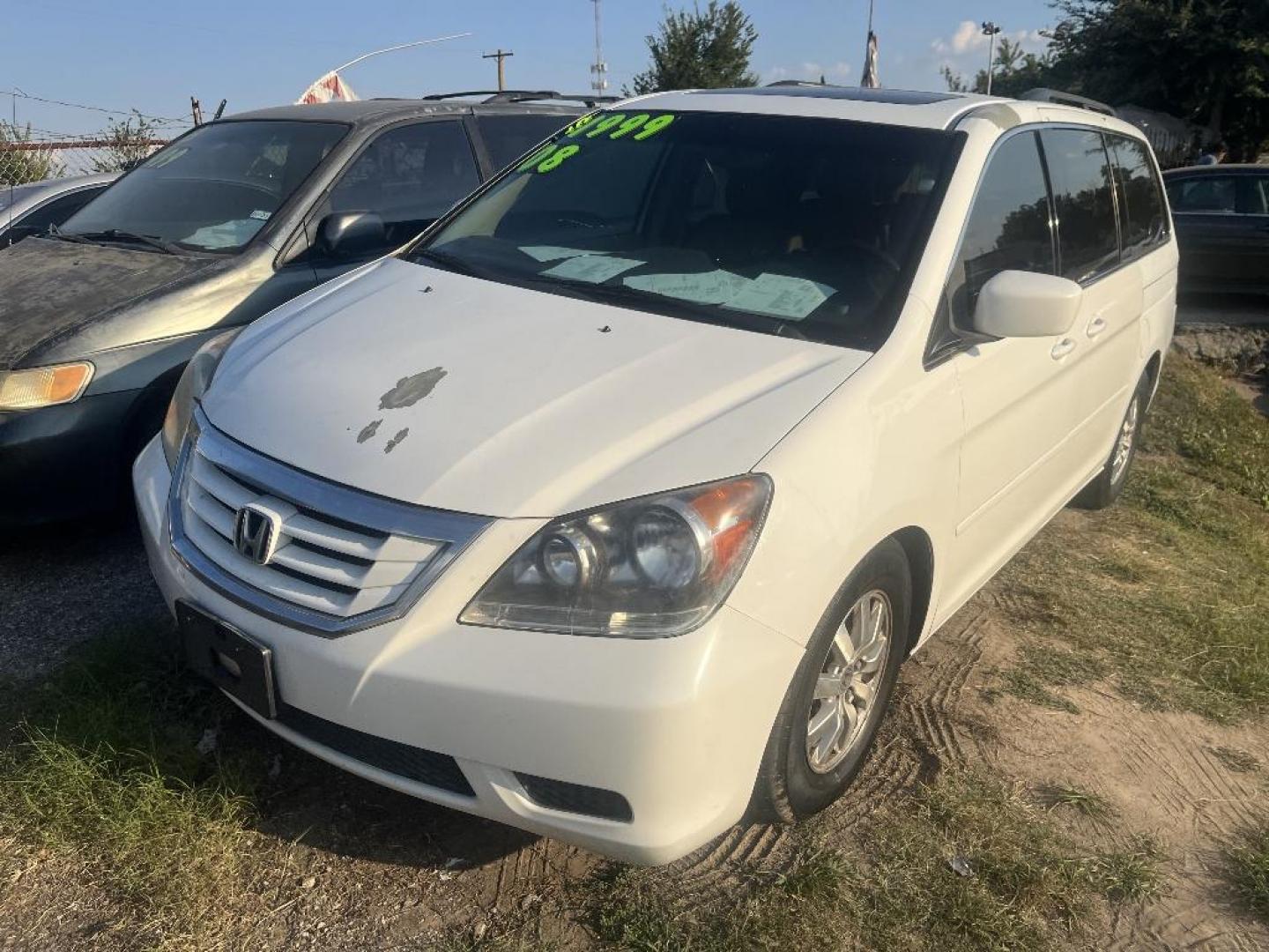 2008 WHITE HONDA ODYSSEY EX-L w/ DVD (5FNRL38728B) with an 3.5L V6 SOHC 24V engine, AUTOMATIC transmission, located at 2303 West Mt. Houston, Houston, 77038, (281) 507-3956, 29.771597, -95.339569 - Photo#1