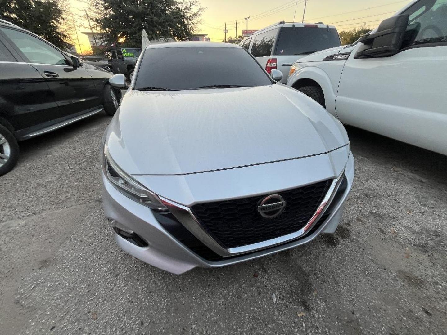 2020 GRAY NISSAN ALTIMA 2.5 SL (1N4BL4EV4LC) with an 2.5L L4 DOHC 16V engine, AUTOMATIC transmission, located at 2303 West Mt. Houston, Houston, 77038, (281) 507-3956, 29.771597, -95.339569 - Photo#0