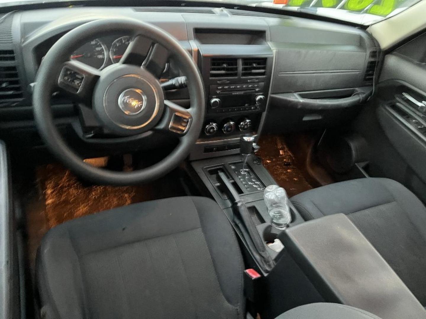 2012 WHITE JEEP LIBERTY Sport 2WD (1C4PJLAK0CW) with an 3.7L V6 SOHC 12V engine, AUTOMATIC transmission, located at 2303 West Mt. Houston, Houston, 77038, (281) 507-3956, 29.771597, -95.339569 - Photo#2