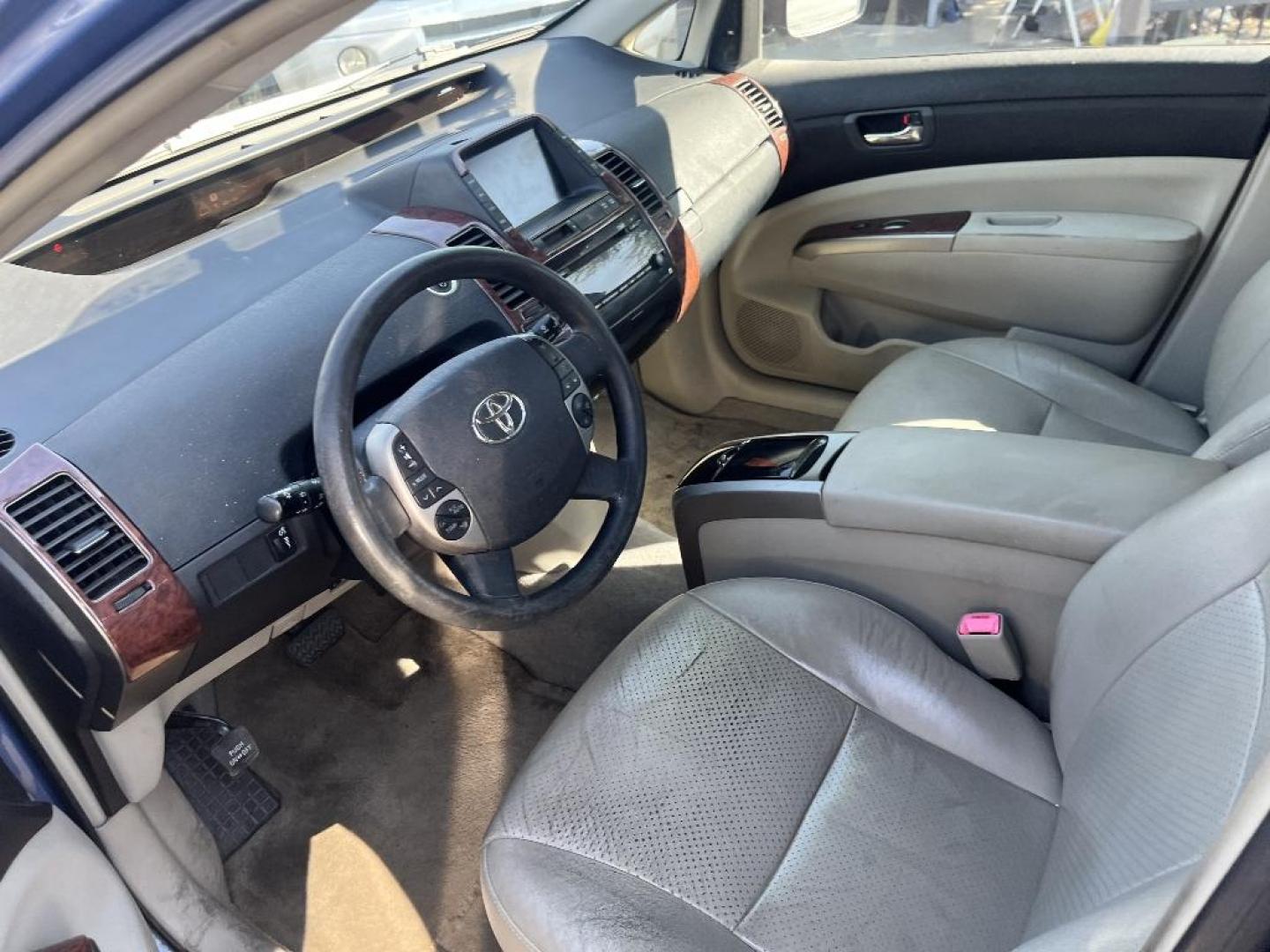 2007 BLUE TOYOTA PRIUS 4-Door Liftback (JTDKB20U777) with an 1.5L L4 DOHC 16V HYBRID engine, AUTOMATIC transmission, located at 2303 West Mt. Houston, Houston, 77038, (281) 507-3956, 29.771597, -95.339569 - Photo#2