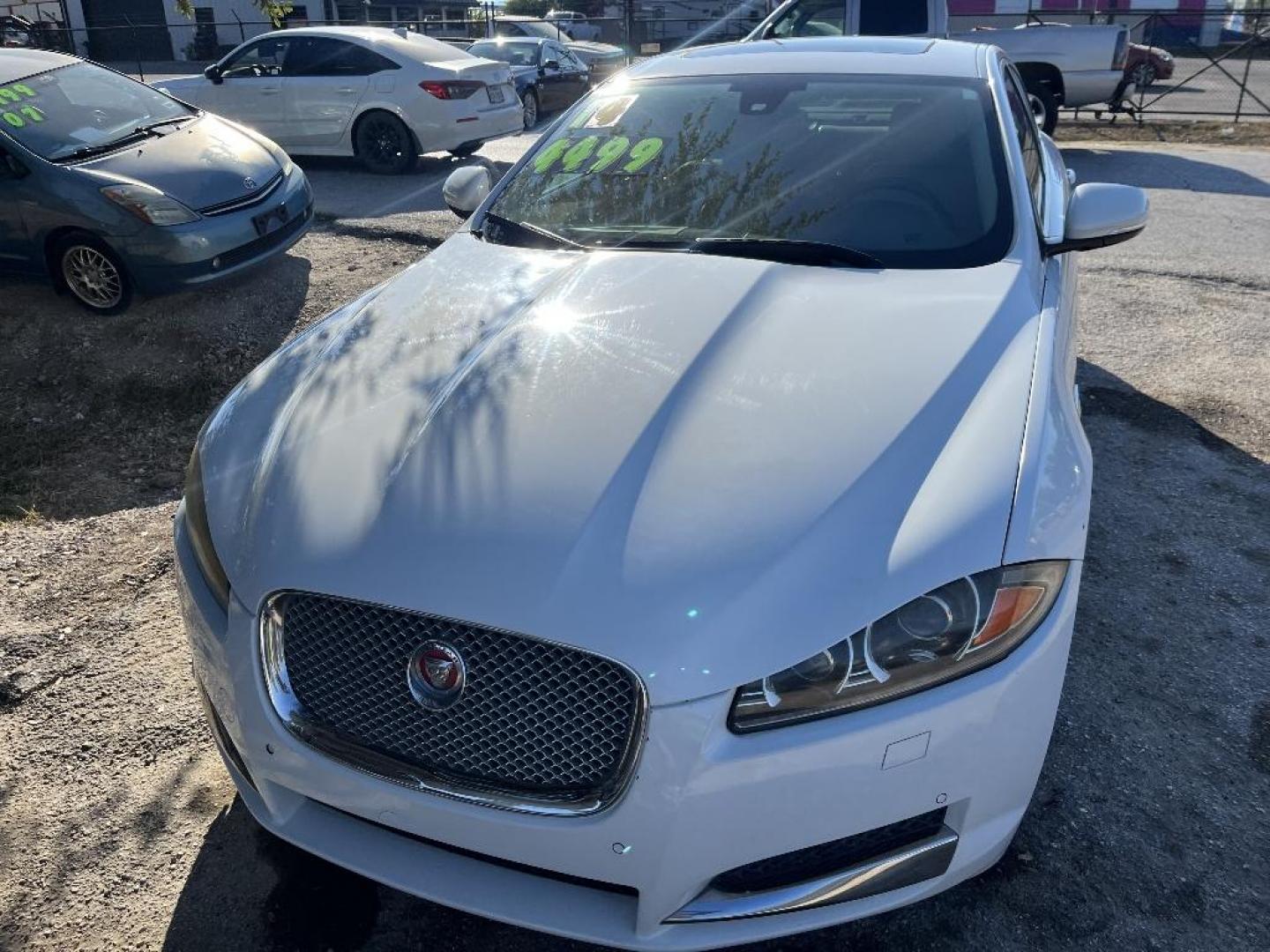 2014 WHITE JAGUAR XF-SERIES XF Supercharged (SAJWA0EX6E8) with an 5.0L V8 DOHC 32V SUPERCHARGED engine, AUTOMATIC transmission, located at 2303 West Mt. Houston, Houston, 77038, (281) 507-3956, 29.771597, -95.339569 - Photo#0