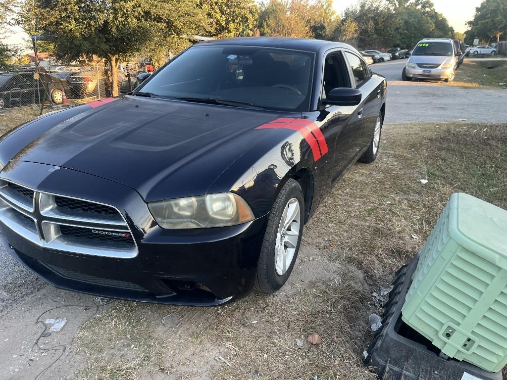 photo of 2012 DODGE CHARGER SE