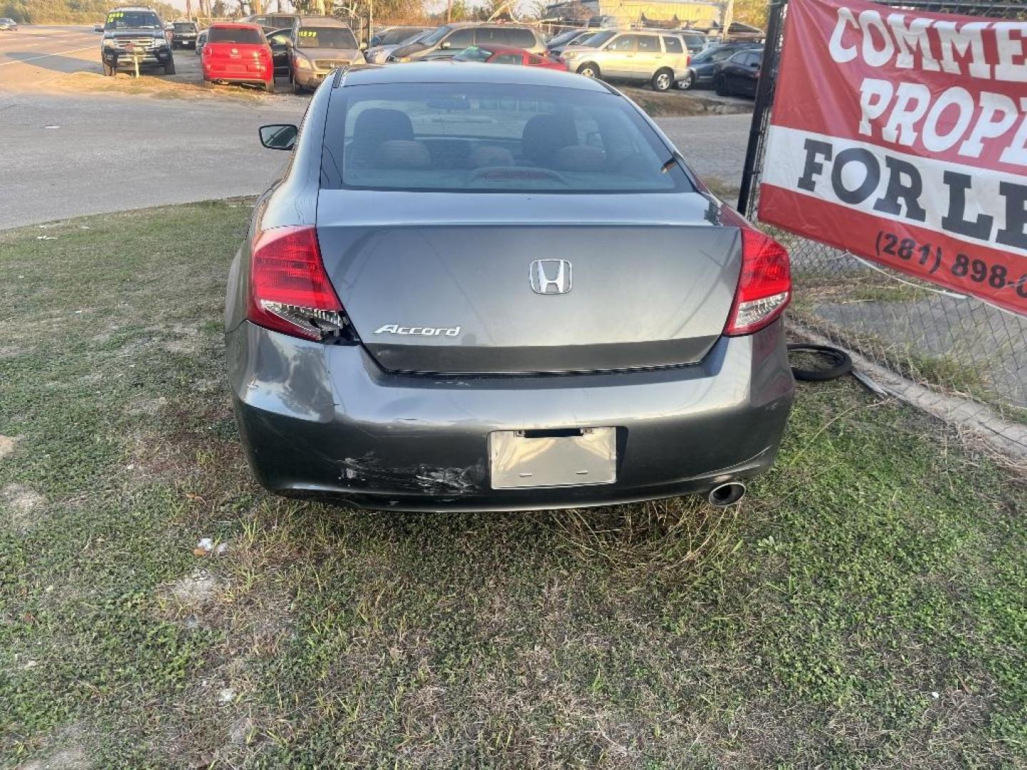 2011 GRAY HONDA ACCORD EX Coupe AT (1HGCS1B78BA) with an 2.4L L4 DOHC 16V engine, AUTOMATIC transmission, located at 2303 West Mt. Houston, Houston, 77038, (281) 507-3956, 29.771597, -95.339569 - Photo#3