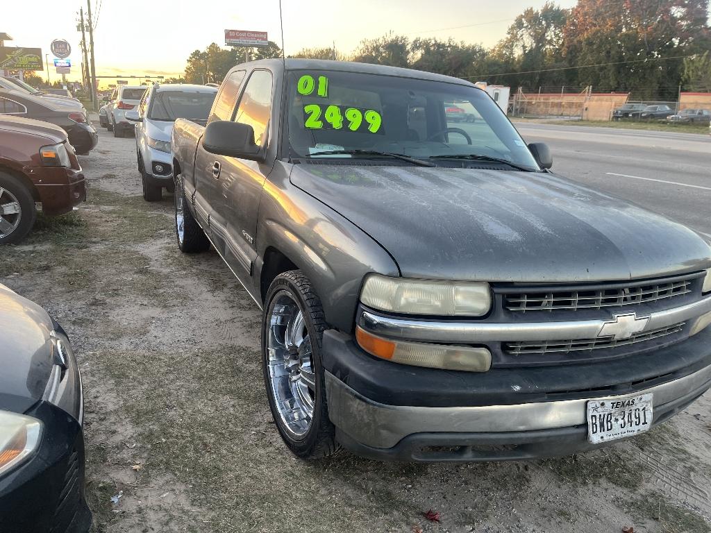 photo of 2001 CHEVROLET SILVERADO 1500 Ext. Cab Short Bed 2WD