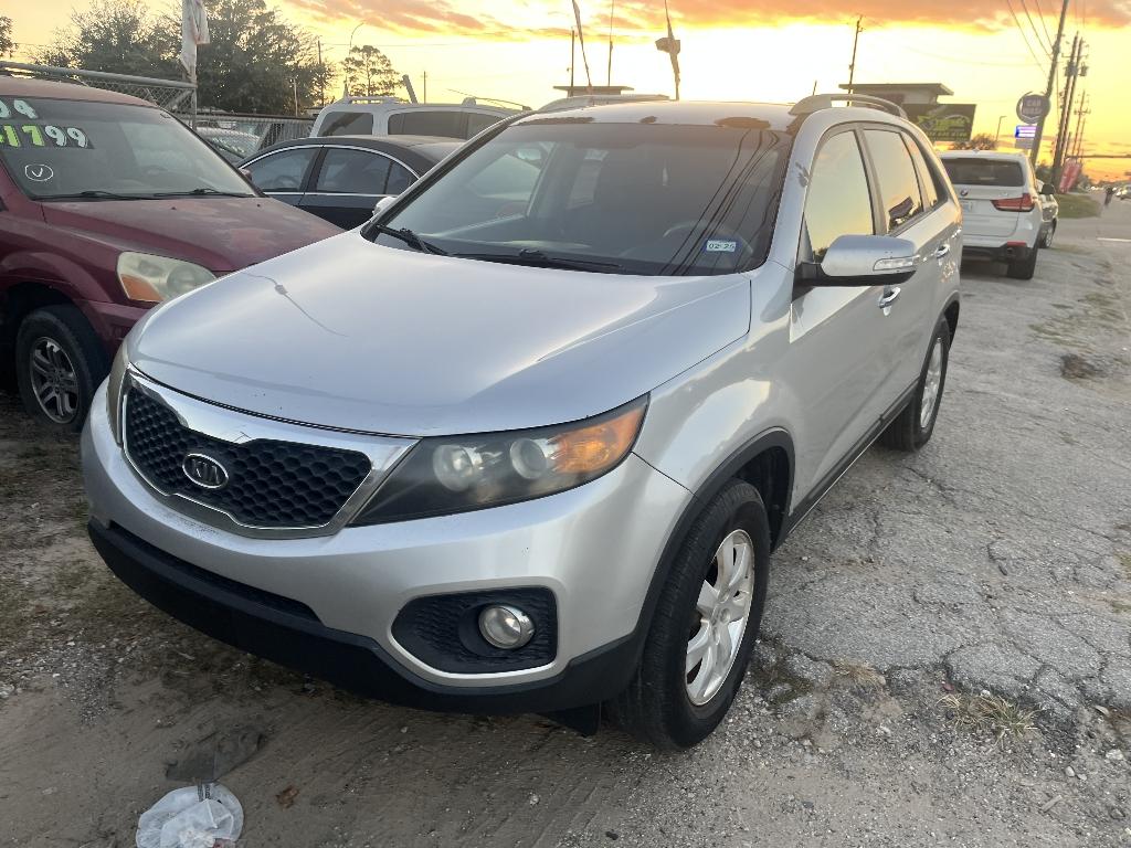 photo of 2012 KIA SORENTO LX 2WD