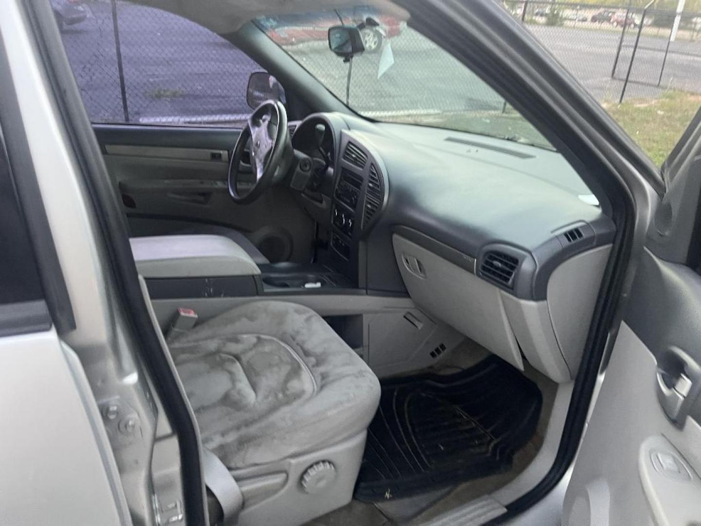 2007 GRAY BUICK RENDEZVOUS CX (3G5DA03L37S) with an 3.5L V6 OHV 12V engine, AUTOMATIC transmission, located at 2303 West Mt. Houston, Houston, 77038, (281) 507-3956, 29.771597, -95.339569 - Photo#4