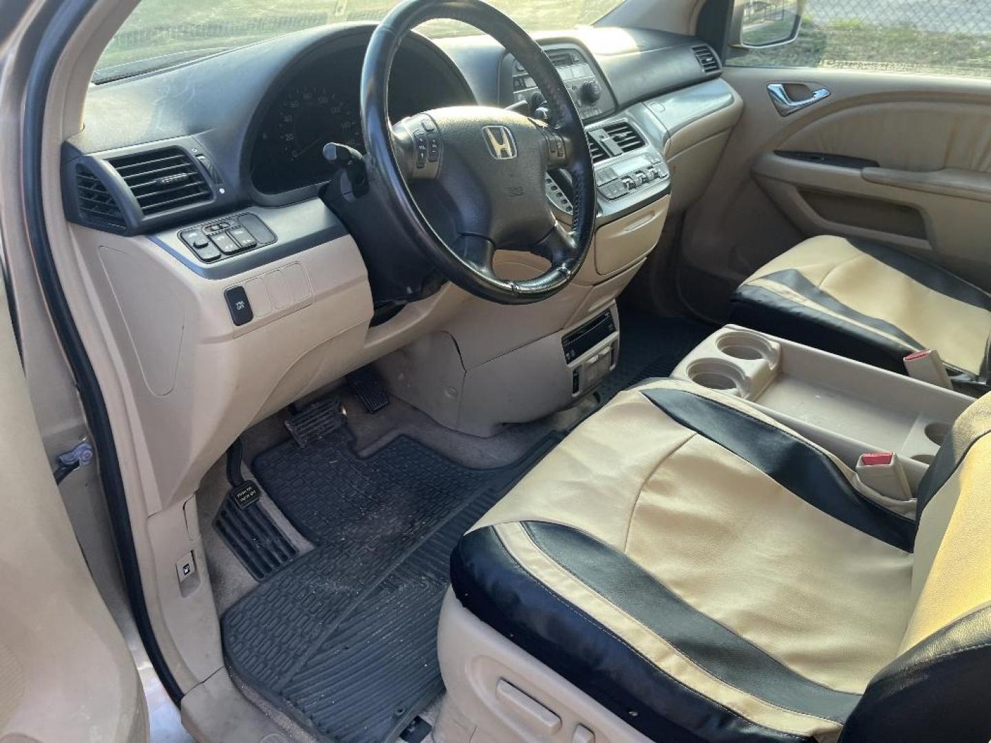 2006 BROWN HONDA ODYSSEY EX-L w/ DVD (5FNRL38746B) with an 3.5L V6 SOHC 24V engine, AUTOMATIC transmission, located at 2303 West Mt. Houston, Houston, 77038, (281) 507-3956, 29.771597, -95.339569 - Photo#2