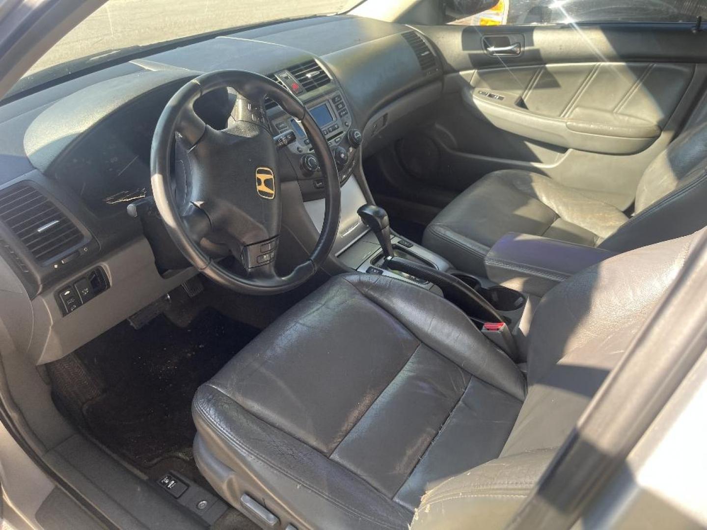 2007 GRAY HONDA ACCORD EX-L V-6 Sedan AT (1HGCM66577A) with an 3.0L V6 SOHC 24V engine, AUTOMATIC transmission, located at 2303 West Mt. Houston, Houston, 77038, (281) 507-3956, 29.771597, -95.339569 - Photo#1