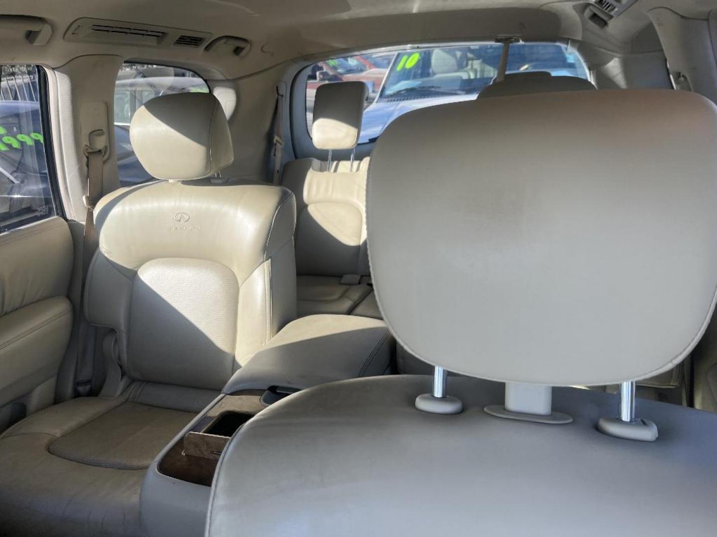 2012 WHITE INFINITI QX56 2WD (JN8AZ2NF4C9) with an 5.6L V8 DOHC 32V engine, AUTOMATIC transmission, located at 2303 West Mt. Houston, Houston, 77038, (281) 507-3956, 29.771597, -95.339569 - Photo#2