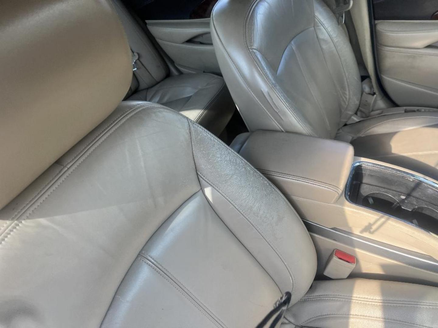 2010 WHITE BUICK LACROSSE CXL FWD (1G4GC5EG8AF) with an 3.0L V6 DOHC 24V engine, AUTOMATIC transmission, located at 2303 West Mt. Houston, Houston, 77038, (281) 507-3956, 29.771597, -95.339569 - Photo#3