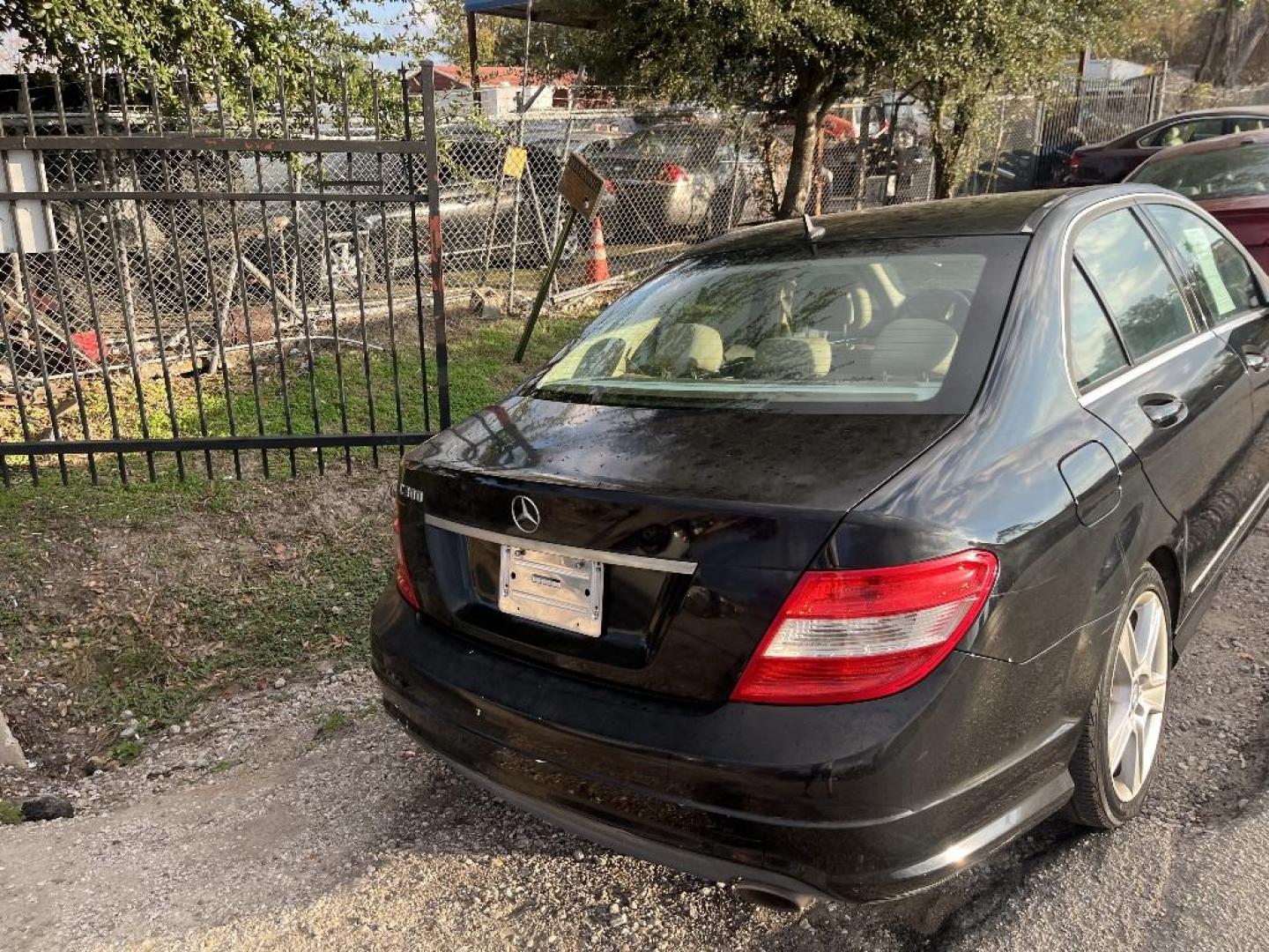 2011 BLACK MERCEDES-BENZ C-CLASS C300 Luxury Sedan (WDDGF5EB6BA) with an 3.0L V6 DOHC 24V engine, AUTOMATIC transmission, located at 2303 West Mt. Houston, Houston, 77038, (281) 507-3956, 29.771597, -95.339569 - Photo#1