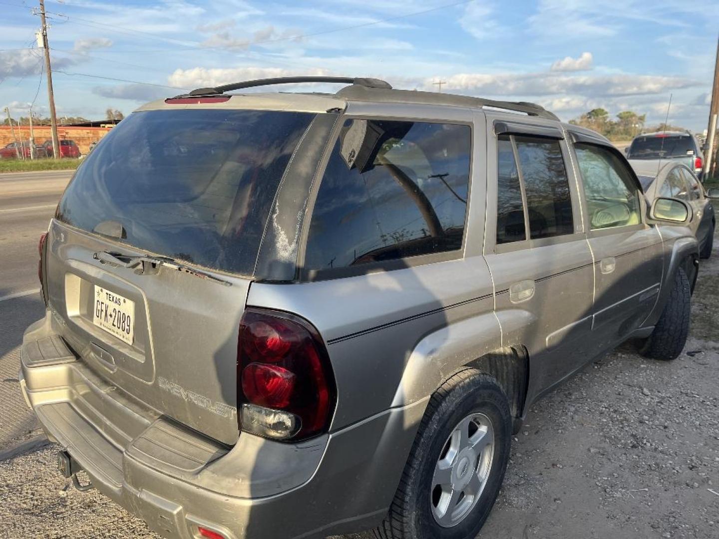 2002 BROWN CHEVROLET TRAILBLAZER LS 2WD (1GNDS13SX22) with an 4.2L L6 DOHC 24V engine, AUTOMATIC transmission, located at 2303 West Mt. Houston, Houston, 77038, (281) 507-3956, 29.771597, -95.339569 - Photo#1