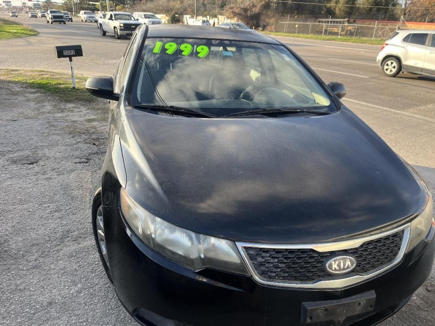 2012 KIA FORTE EX (KNAFU4A2XC5) with an 2.0L L4 DOHC 16V engine, AUTOMATIC transmission, located at 2303 West Mt. Houston, Houston, 77038, (281) 507-3956, 29.771597, -95.339569 - Photo#3