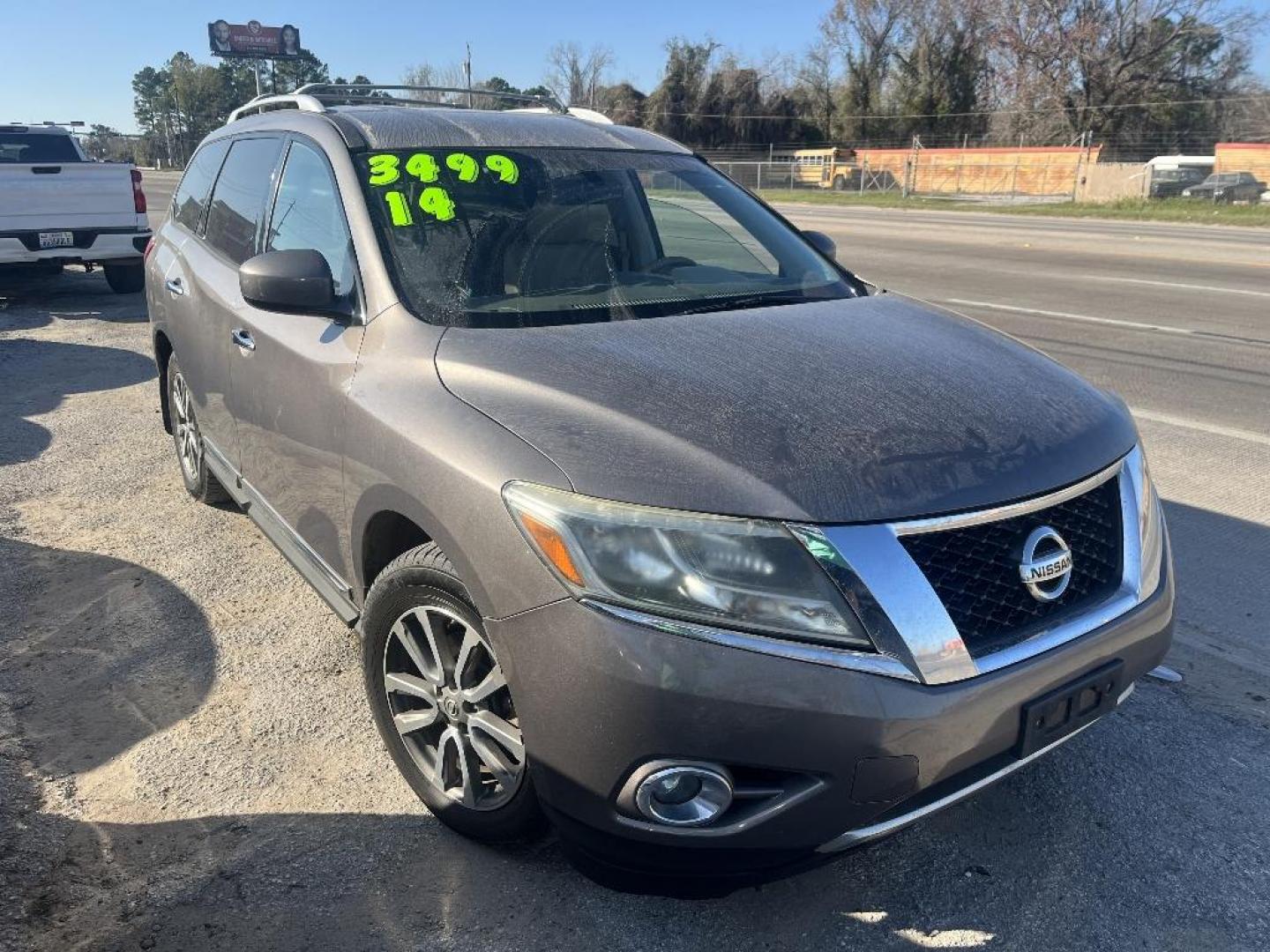 2014 BROWN NISSAN PATHFINDER S 2WD (5N1AR2MN5EC) with an 3.5L V6 DOHC 24V engine, AUTOMATIC transmission, located at 2303 West Mt. Houston, Houston, 77038, (281) 507-3956, 29.771597, -95.339569 - Photo#0