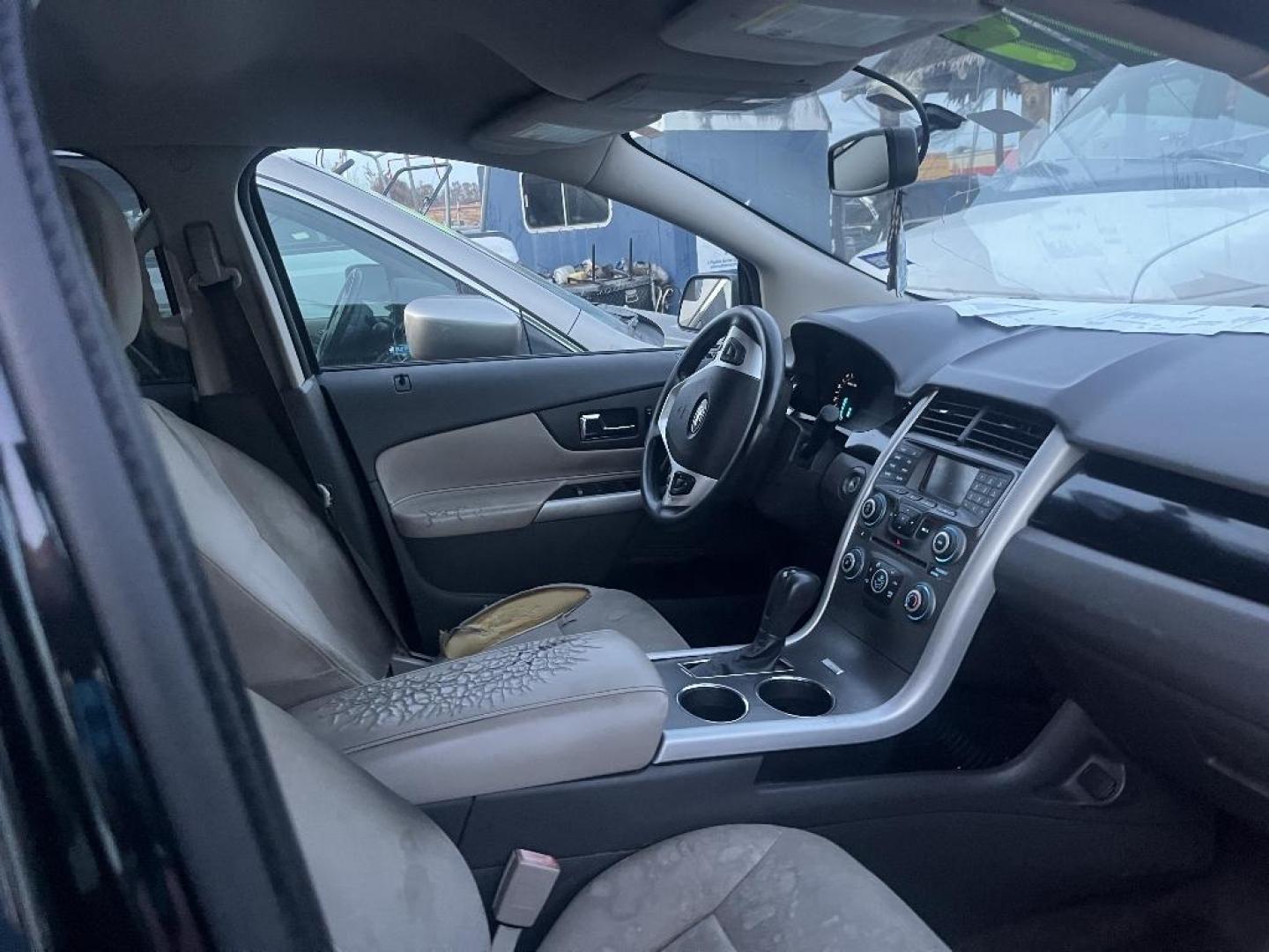 2014 BLACK FORD EDGE SE FWD (2FMDK3GC9EB) with an 3.5L V6 DOHC 24V engine, AUTOMATIC transmission, located at 2303 West Mt. Houston, Houston, 77038, (281) 507-3956, 29.771597, -95.339569 - Photo#2