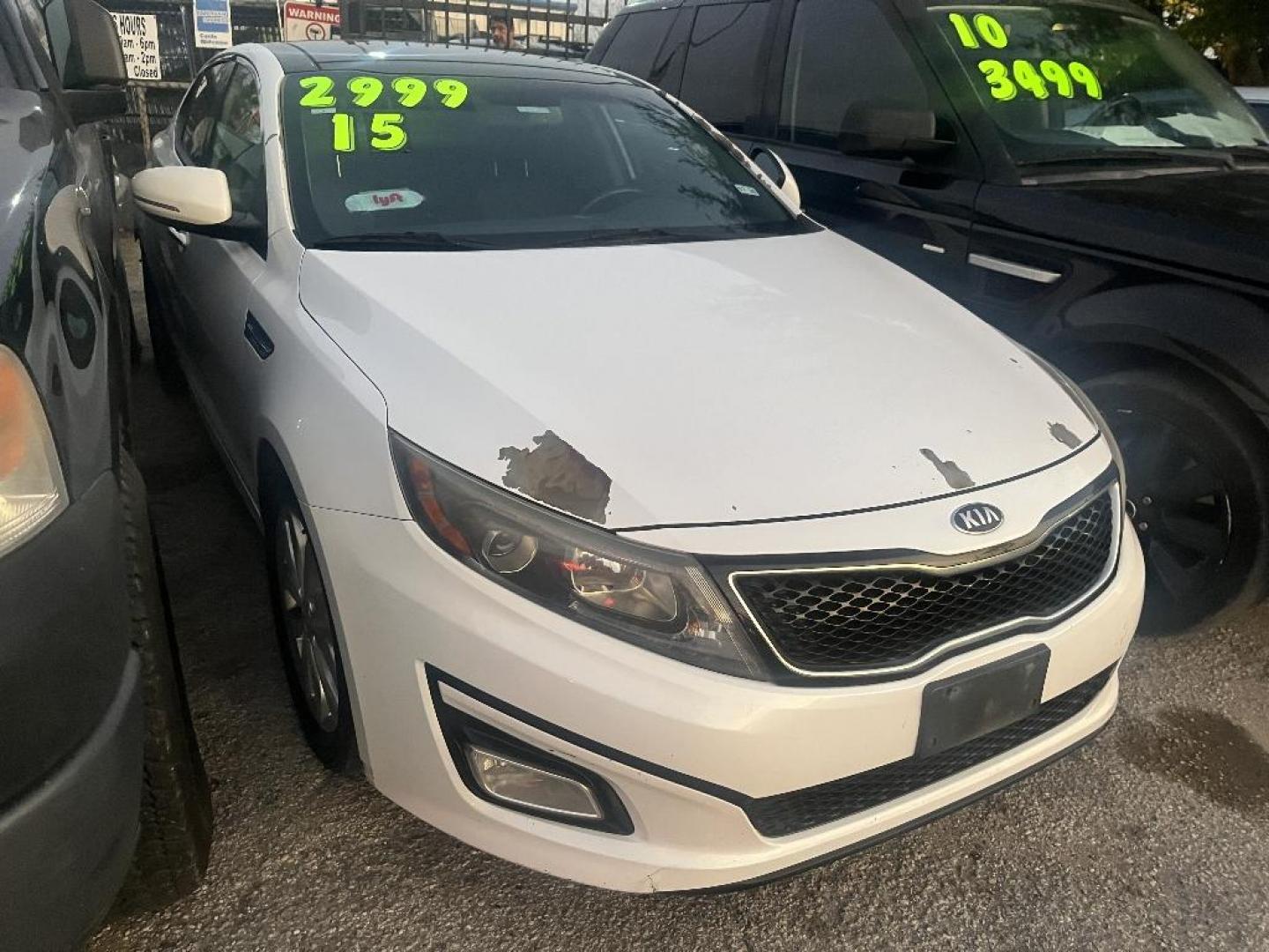 2015 WHITE KIA OPTIMA EX (5XXGN4A72FG) with an 2.4L L4 DOHC 16V engine, AUTOMATIC transmission, located at 2303 West Mt. Houston, Houston, 77038, (281) 507-3956, 29.771597, -95.339569 - Photo#0